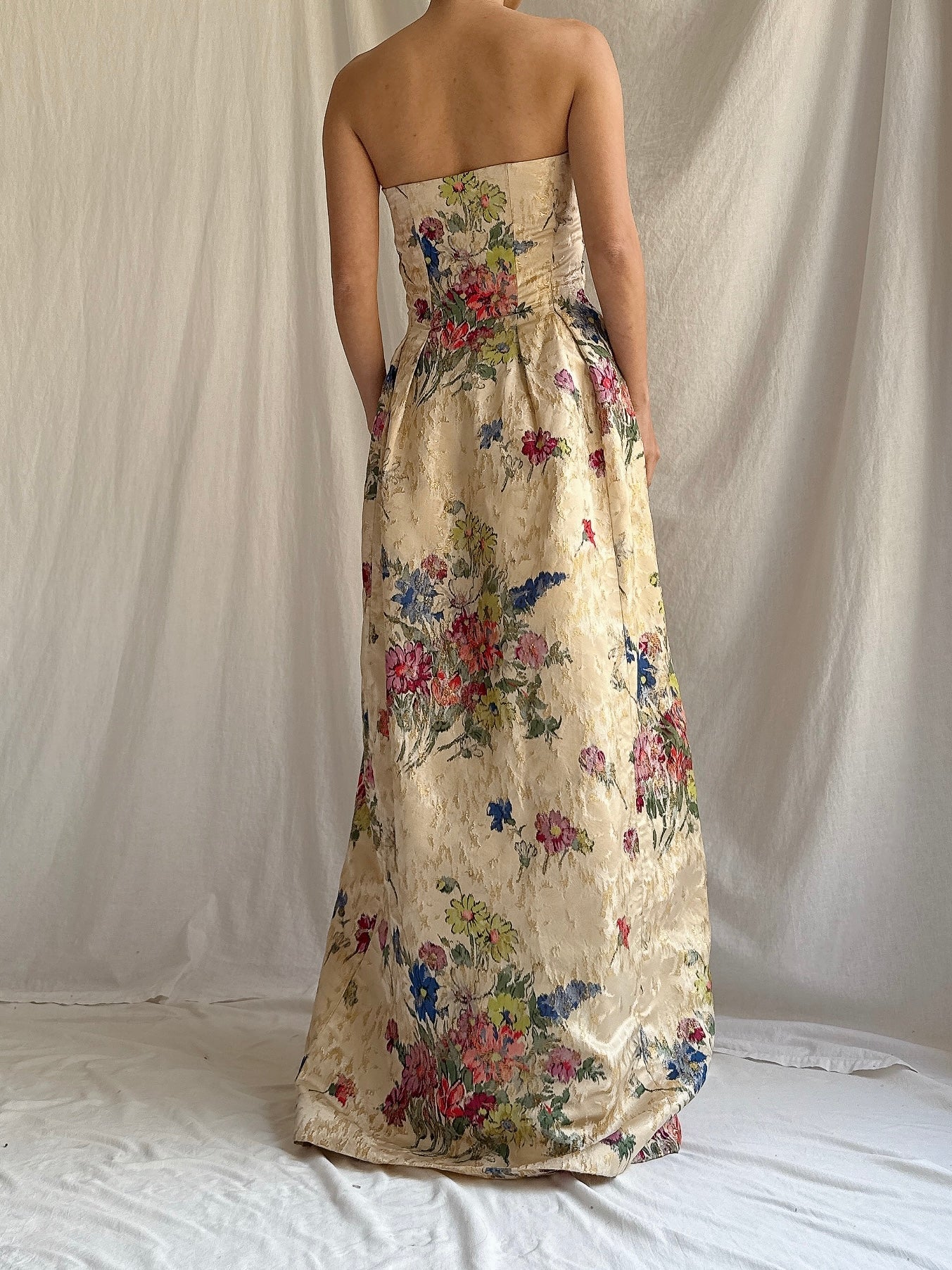 1950s Rare Silk Printed Brocade Gown - S/M