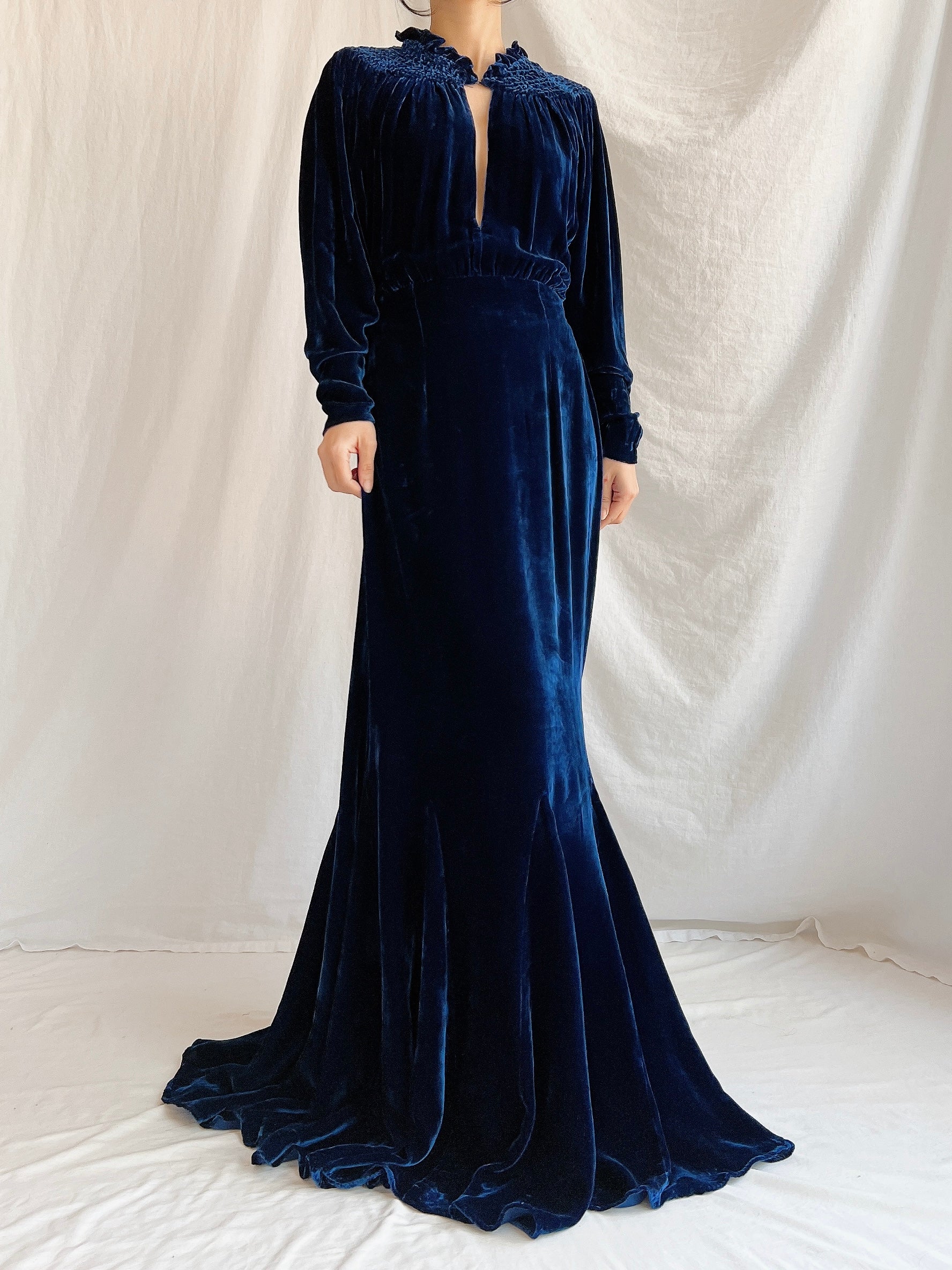 1930s Sapphire Silk Velvet Gown - M