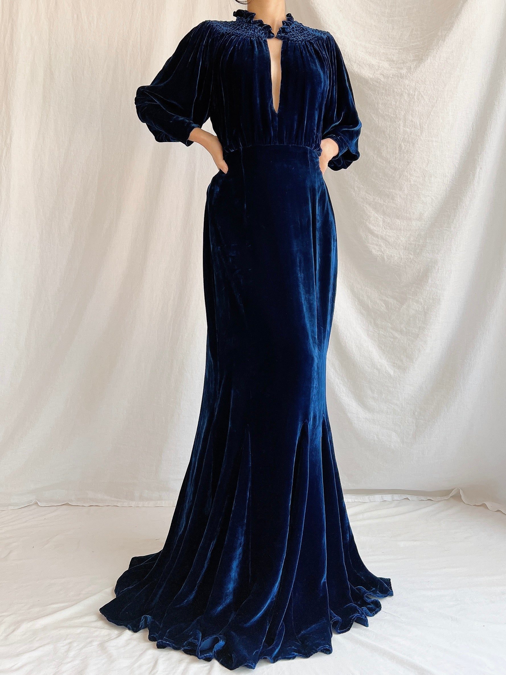 1930s Sapphire Silk Velvet Gown - M