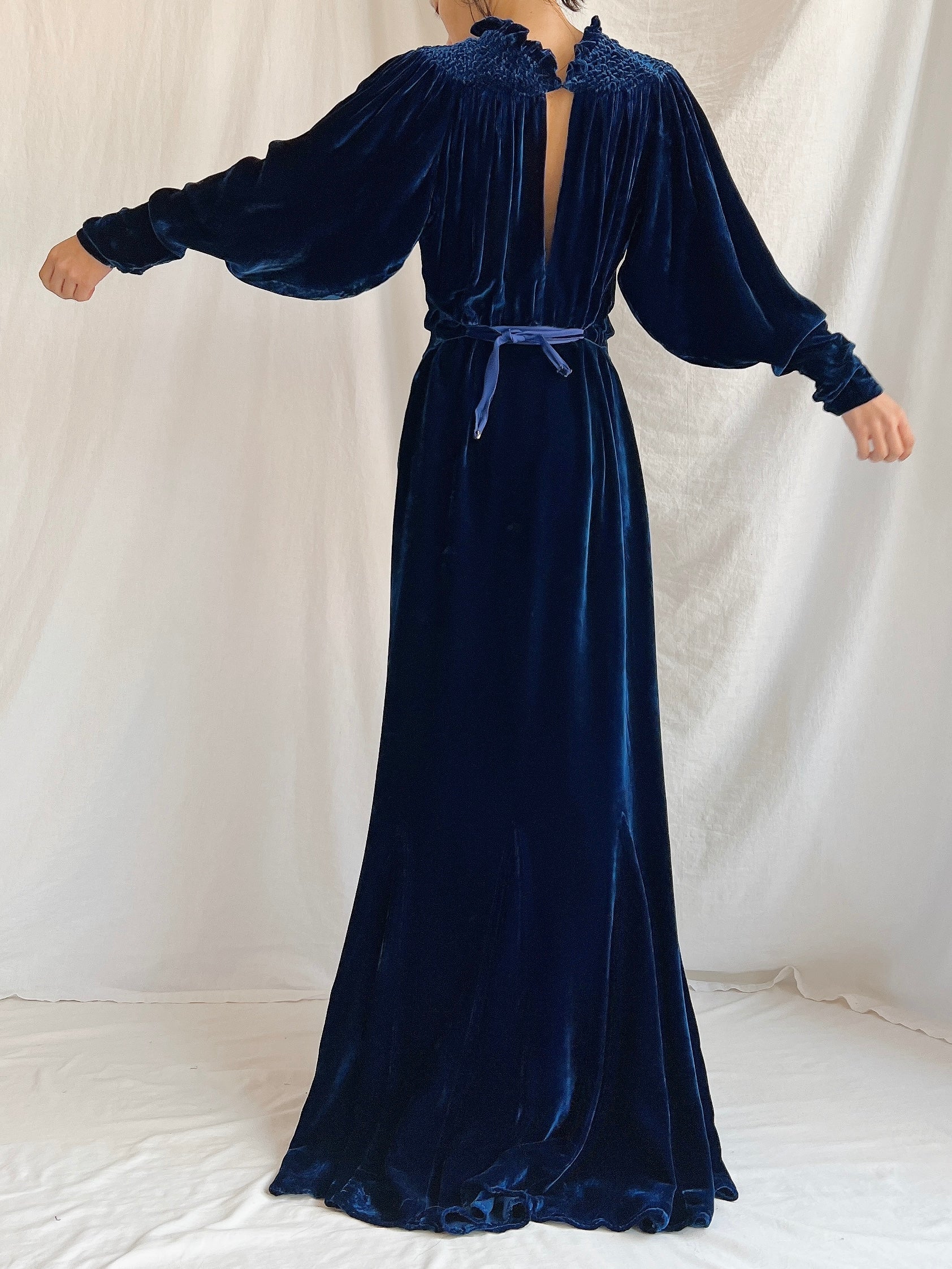 1930s Sapphire Silk Velvet Gown - M