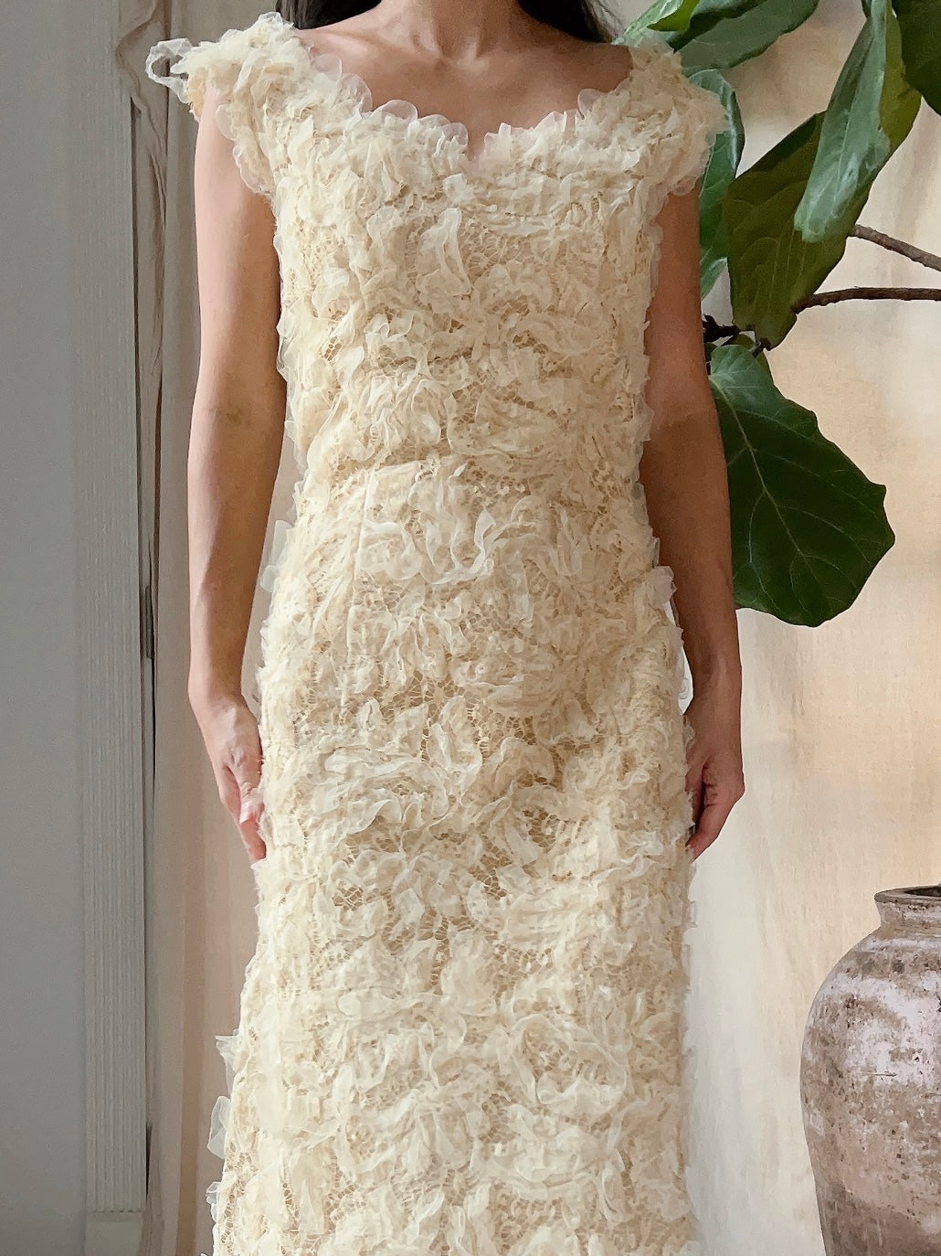 1960s Ecru Silk Ribbon Embroidered Set - M