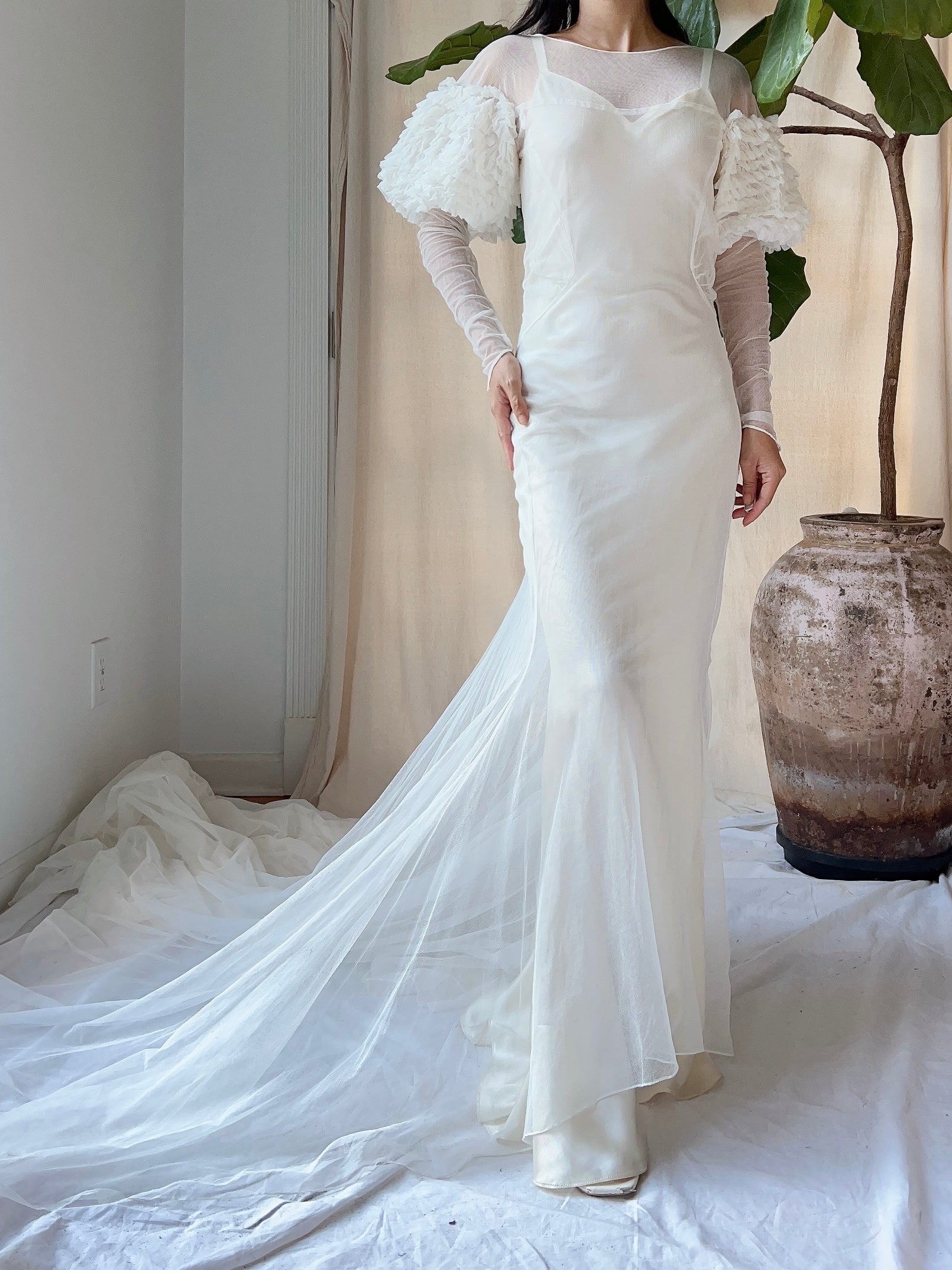 1930s Tulle Puff Sleeves Gown - XS