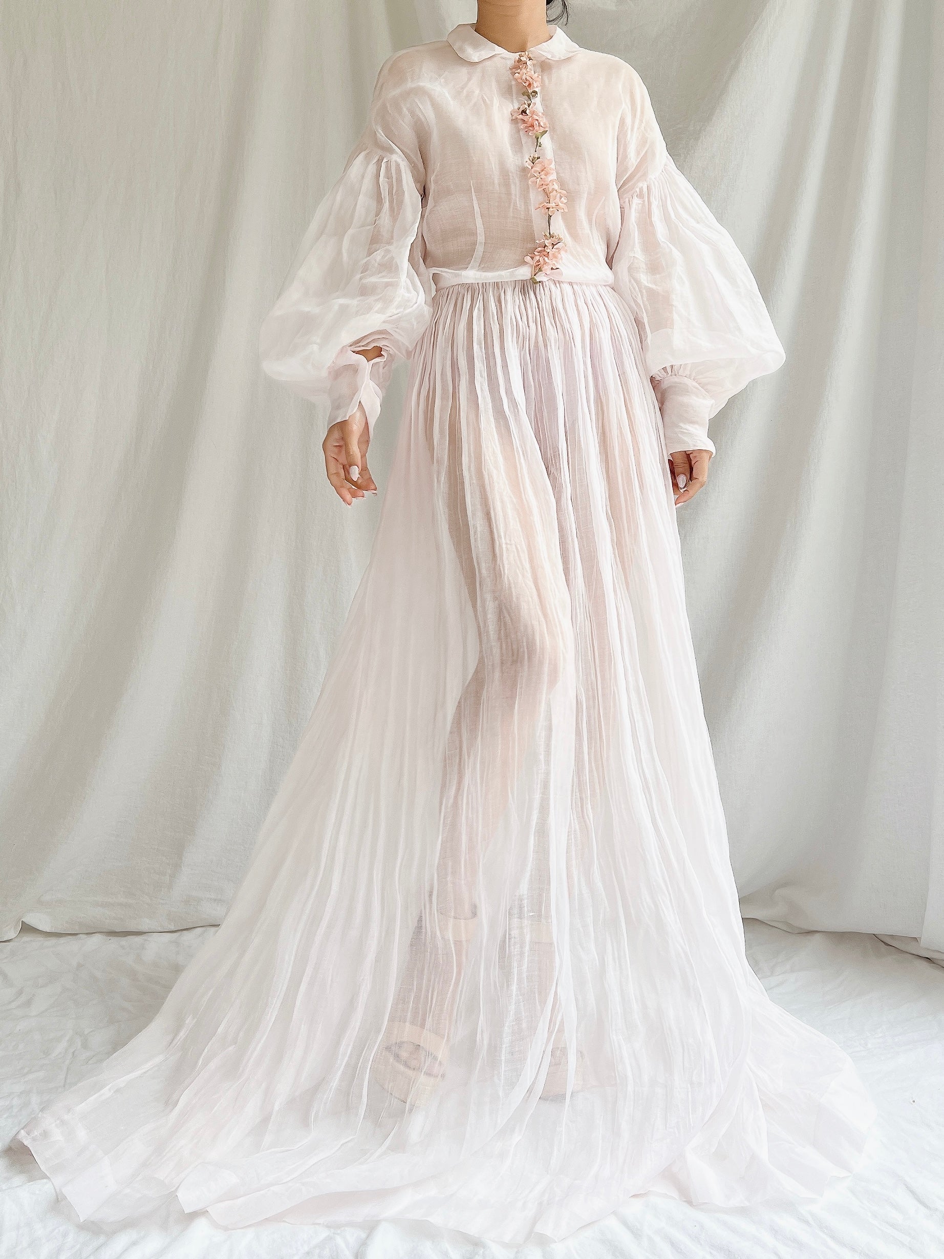 1940s Sheer Organdy Puff Sleeves Gown - M