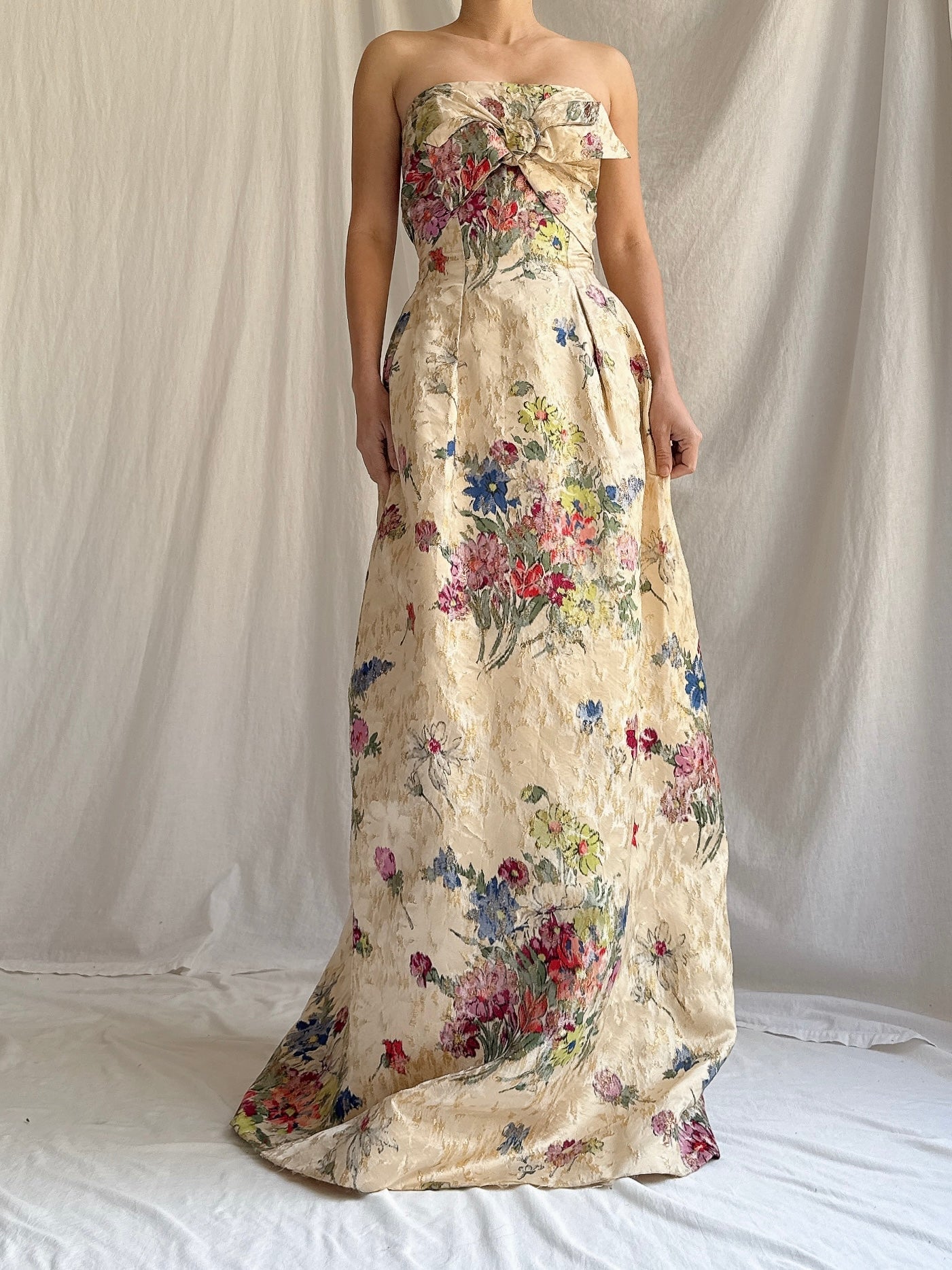 1950s Rare Silk Printed Brocade Gown - S/M