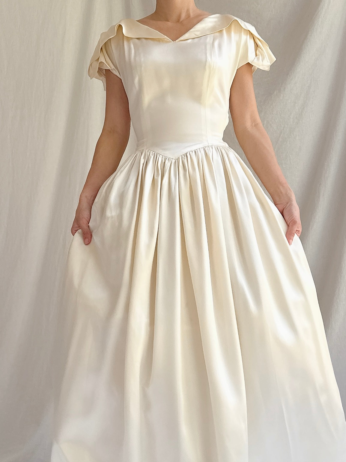 1940s Basque Waist Satin Gown - S