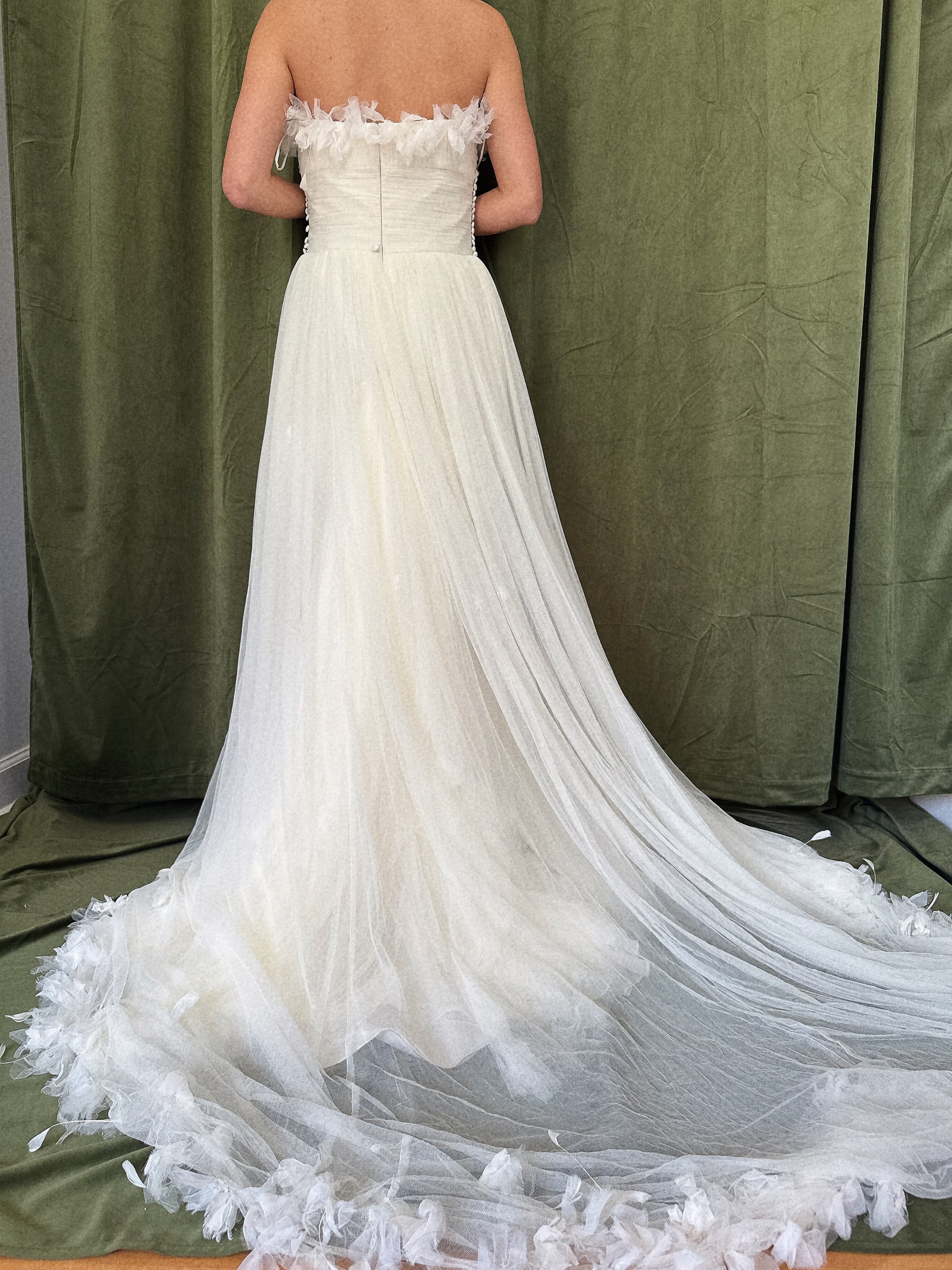 00 Silk Tulle Strapless Gown - S/M 6/8