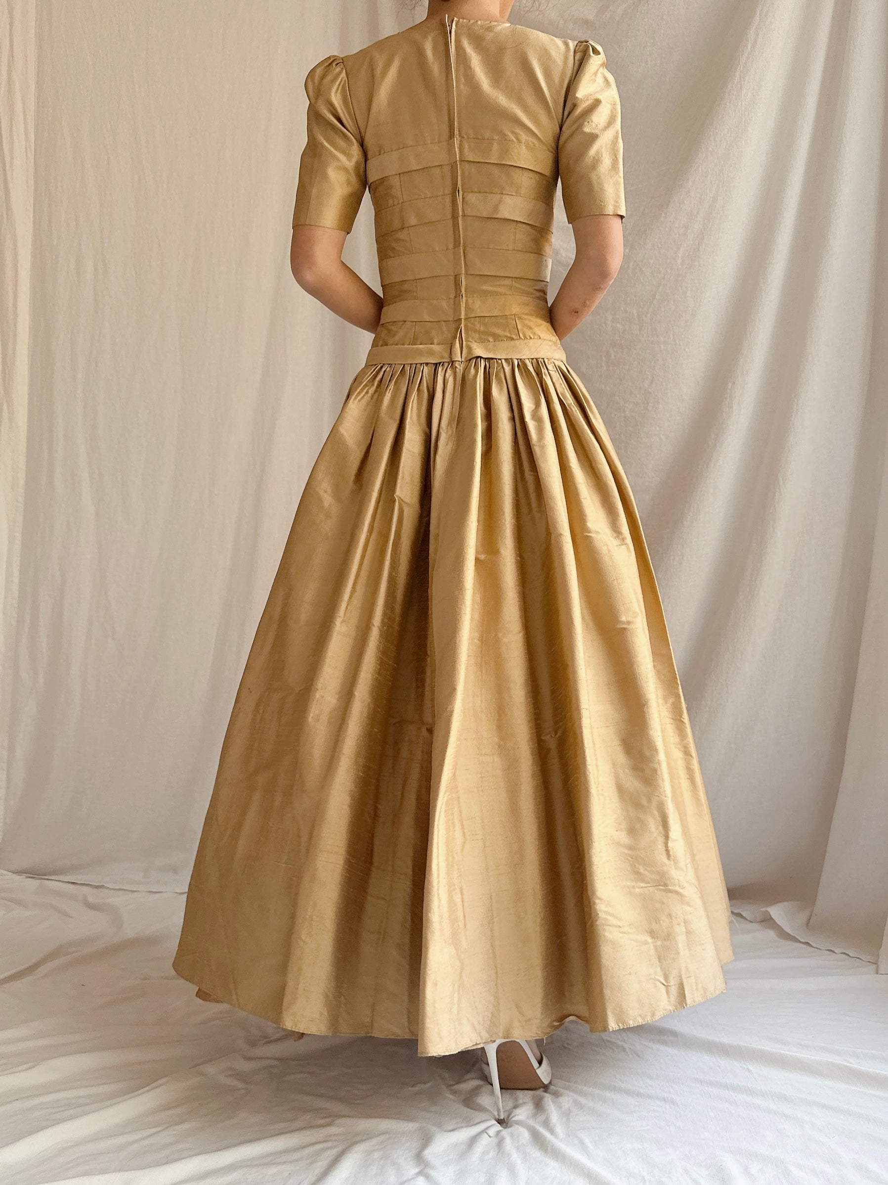 1960s Gold Dropped Waist Dress - XXS