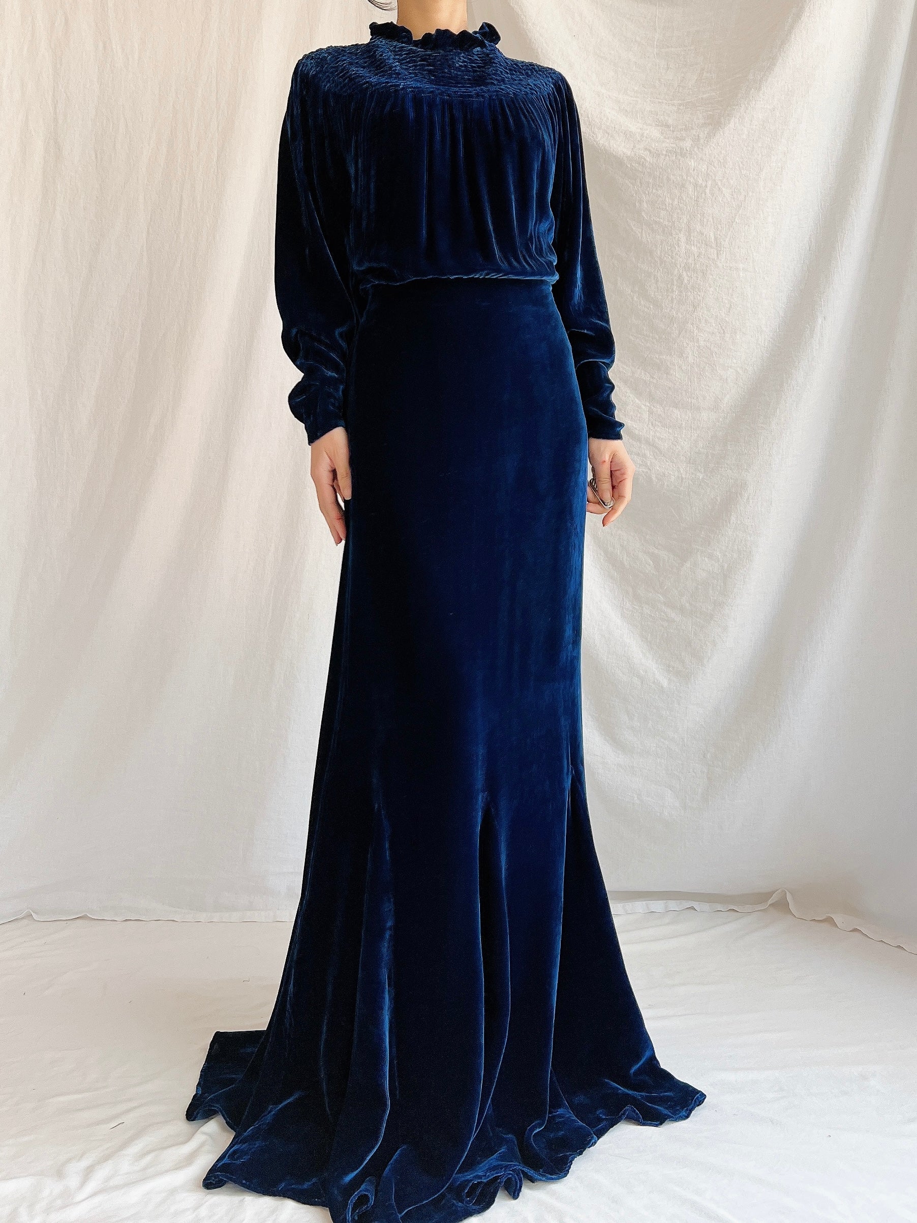1930s Sapphire Silk Velvet Gown - M