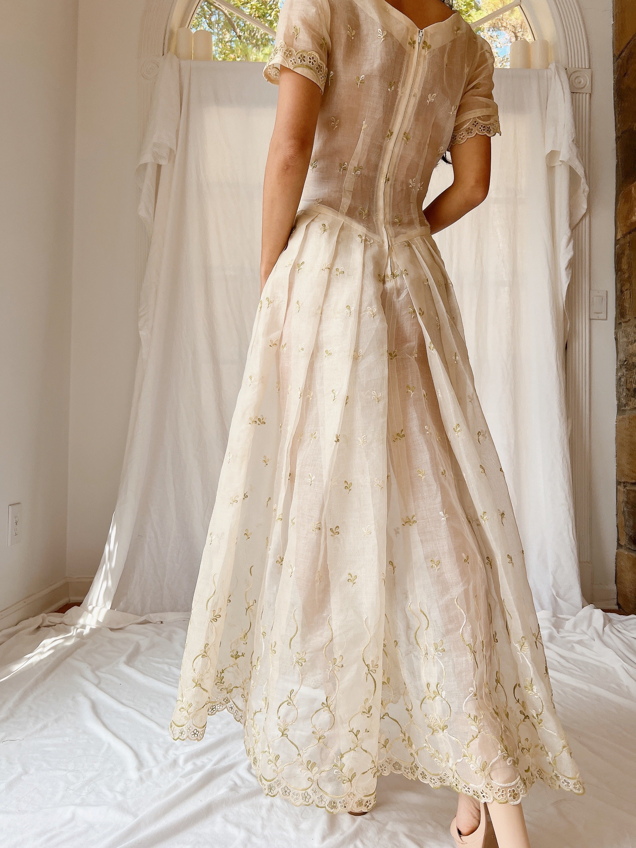 1940s Organdy Embroidered Dress - XS