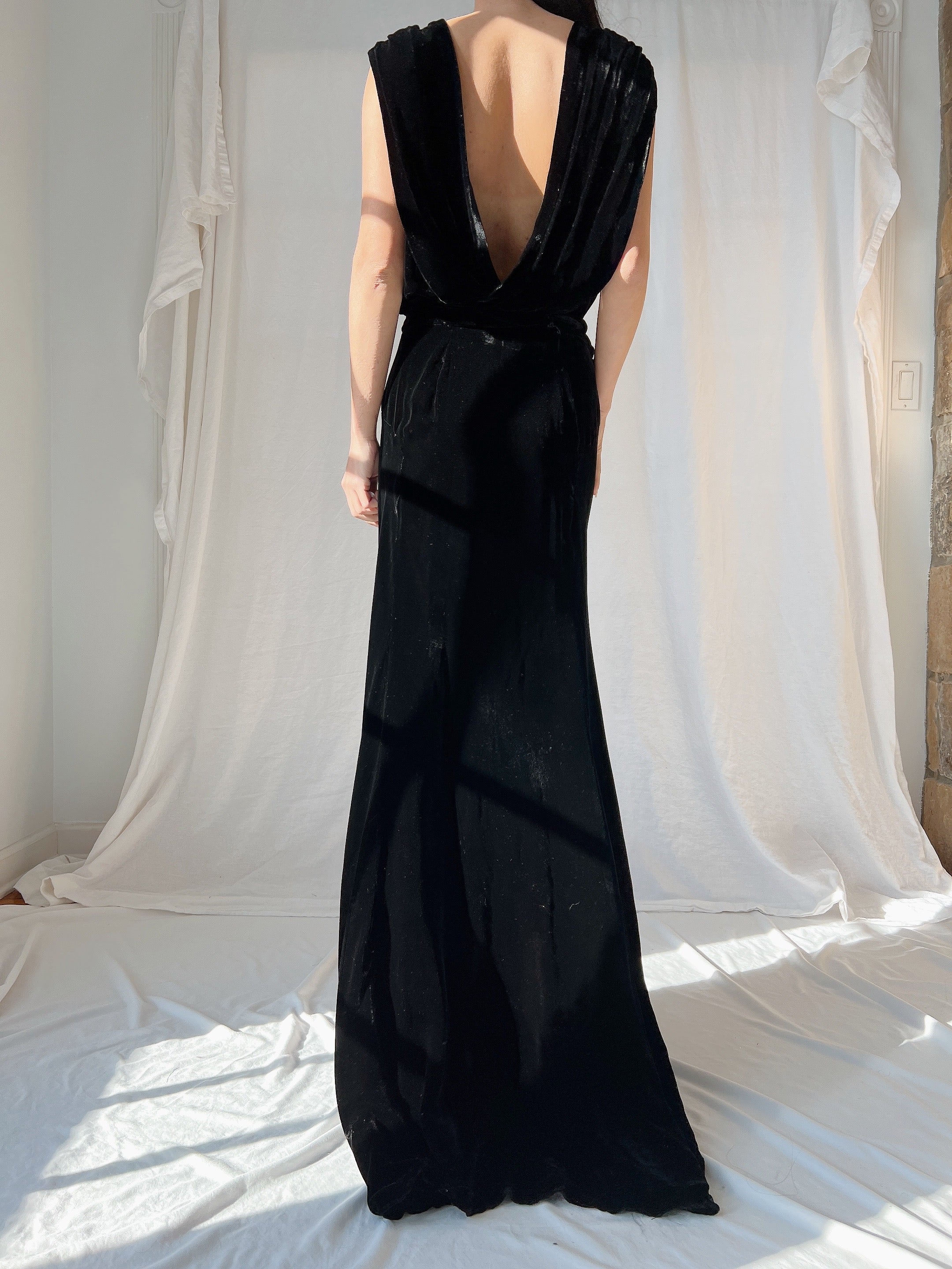 1930s Sill Velvet Gown with Pansies - M