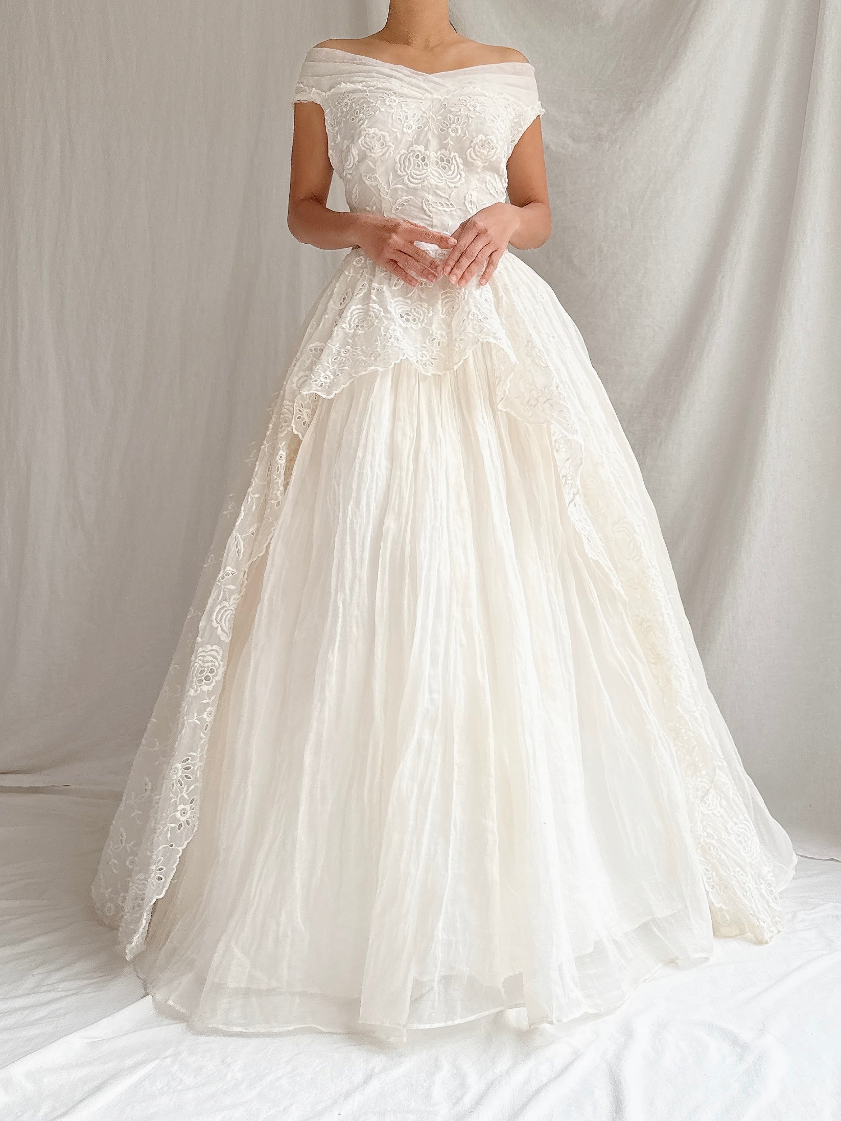 1950s Organdy Embroidered Dress - XS