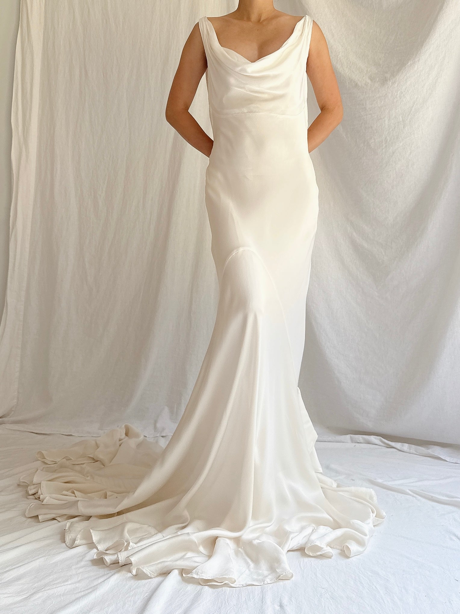 00s Satin Cowl Neckline Bias Gown - XS/2