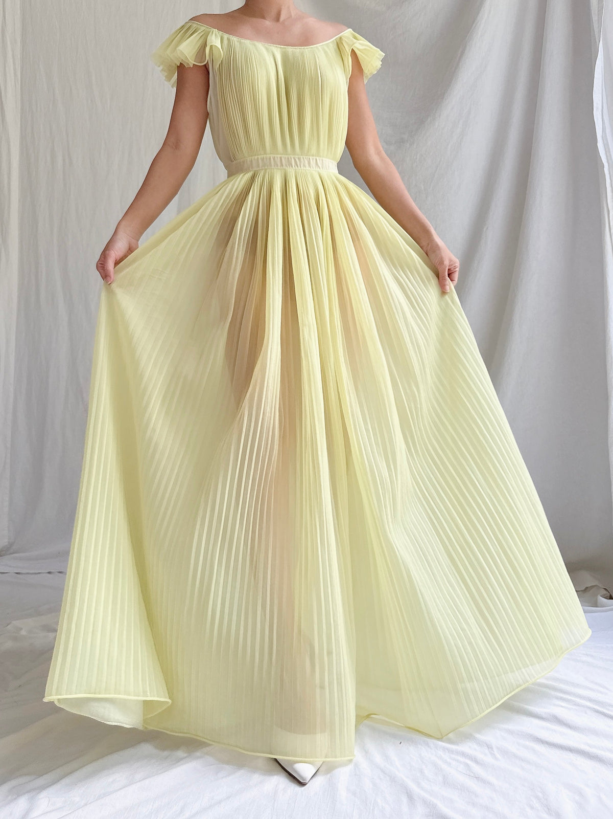1950s Tricot Nylon Pleated Slip - S