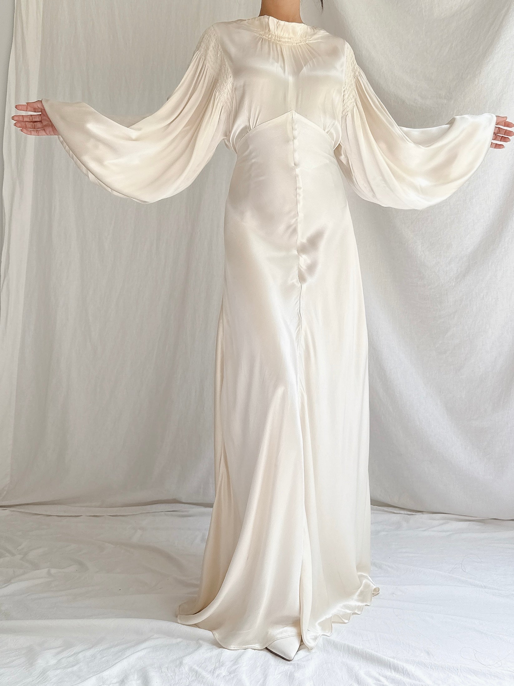 1930s Satin Balloon Sleeves Gown - S