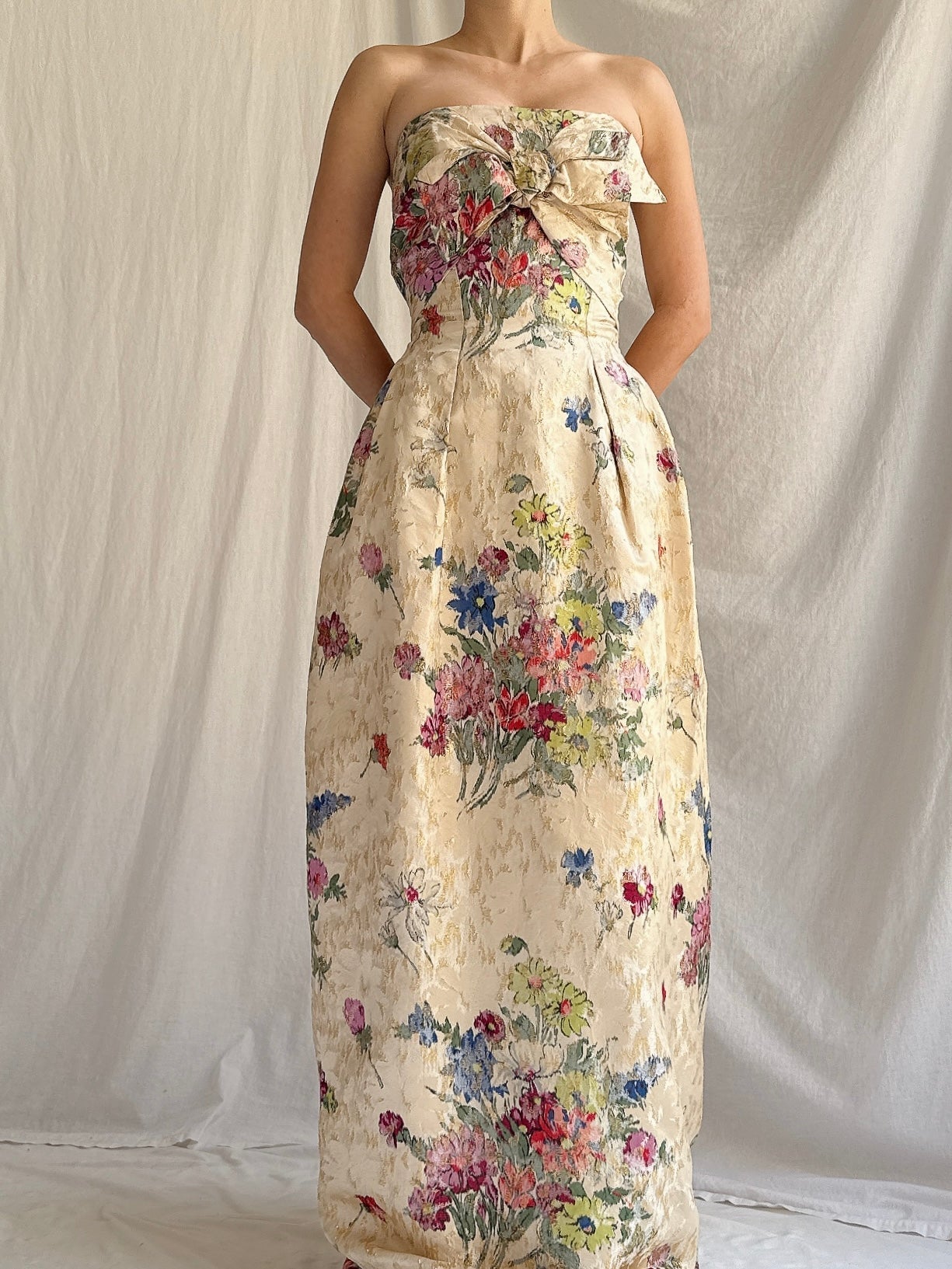 1950s Rare Silk Printed Brocade Gown - S/M