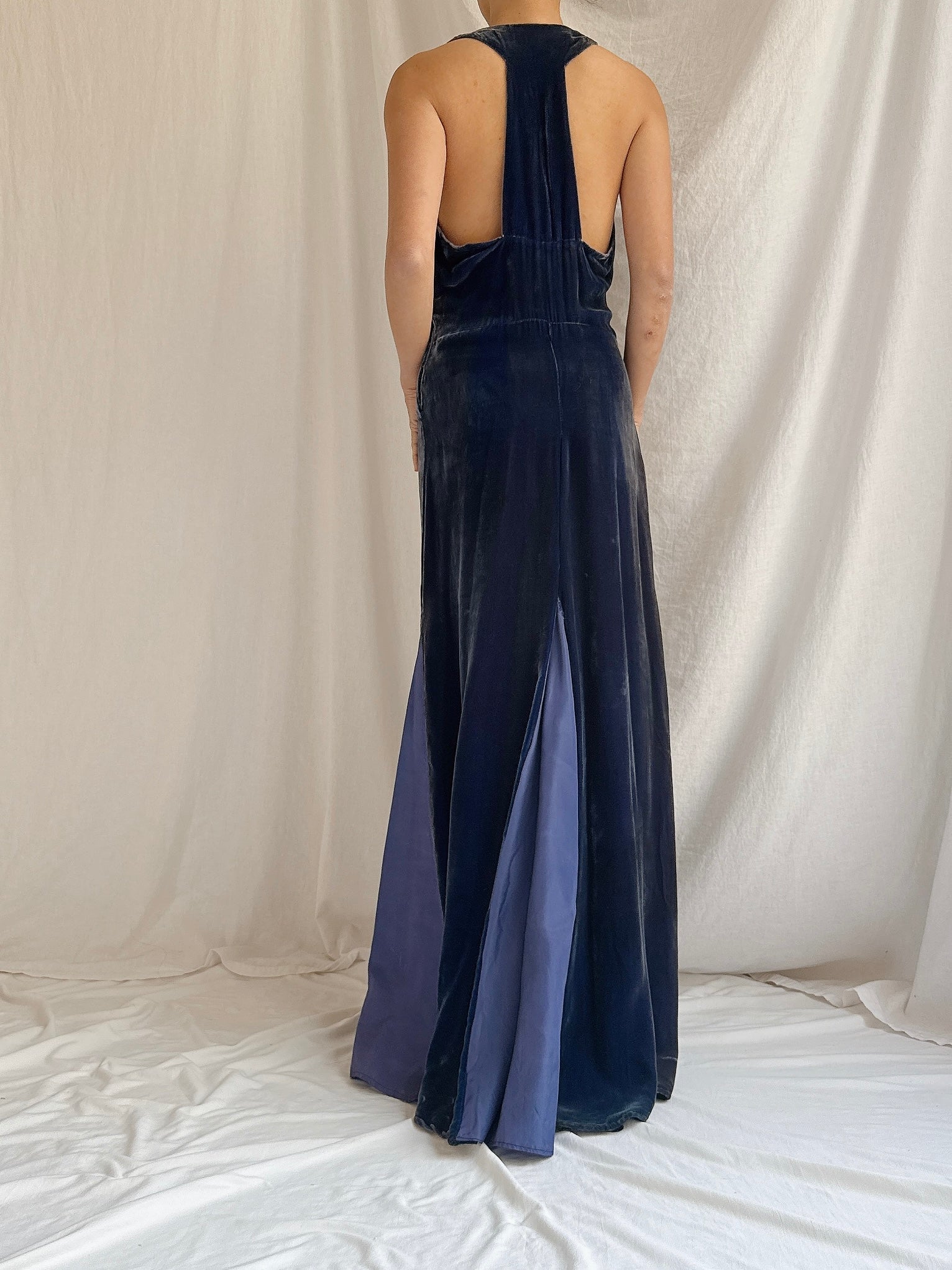 1930s Silk Velvet Gown - S