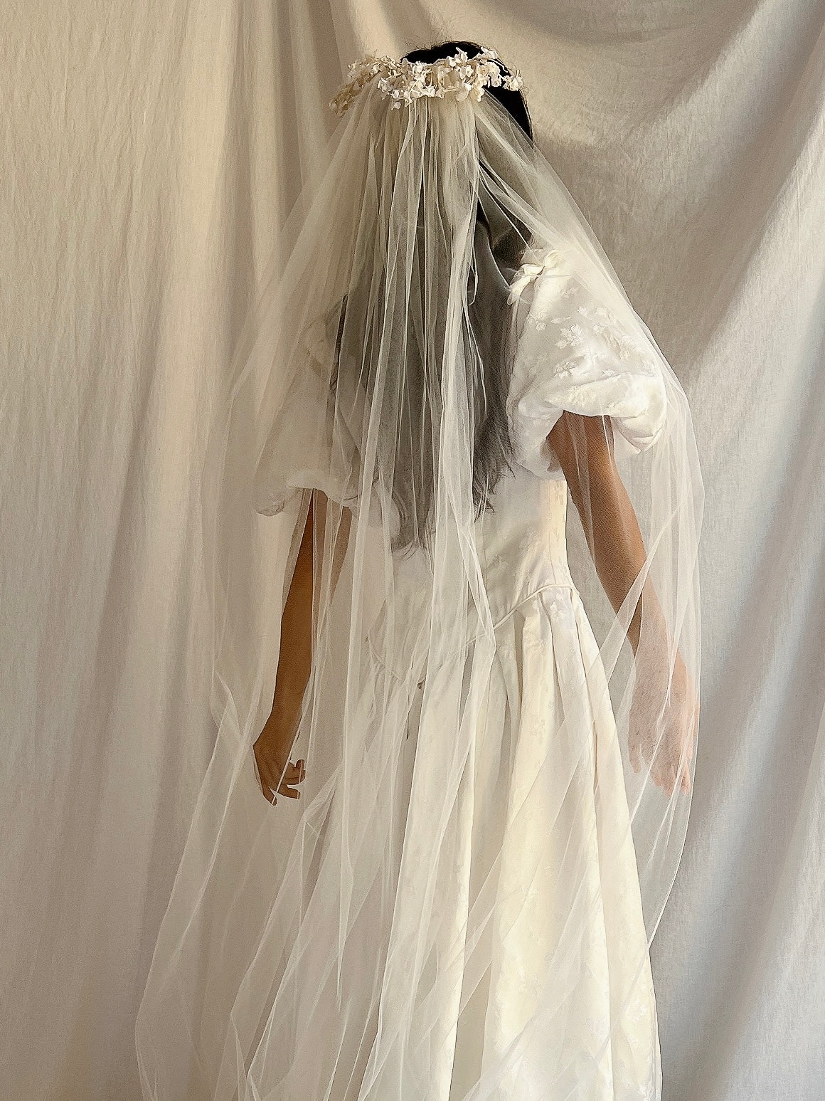 1950s Ivory Cathedral Tulle Veil with Appliqué