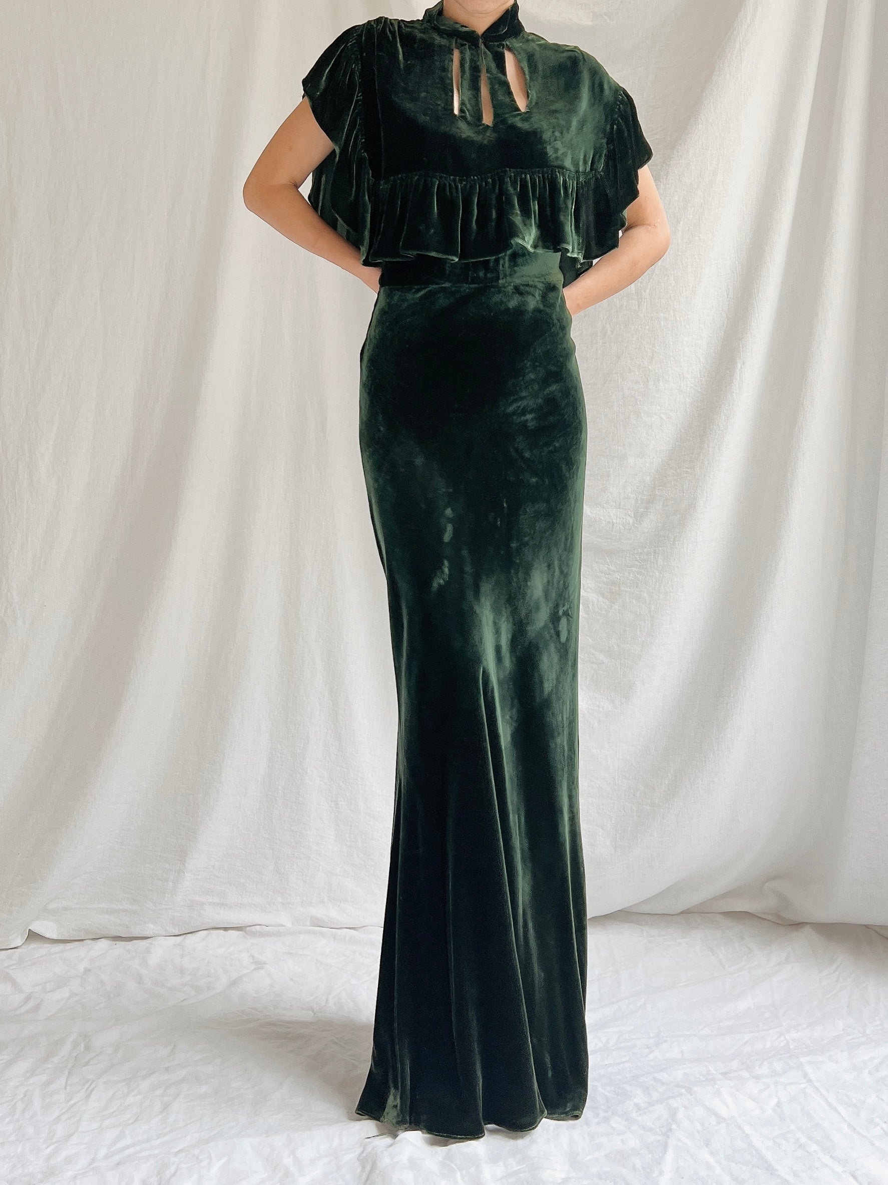 1930s Silk Crushed Velvet Gown with Cape - S