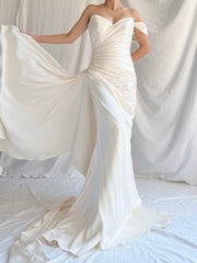 00 Romona Keveza Silk Gown - M/8