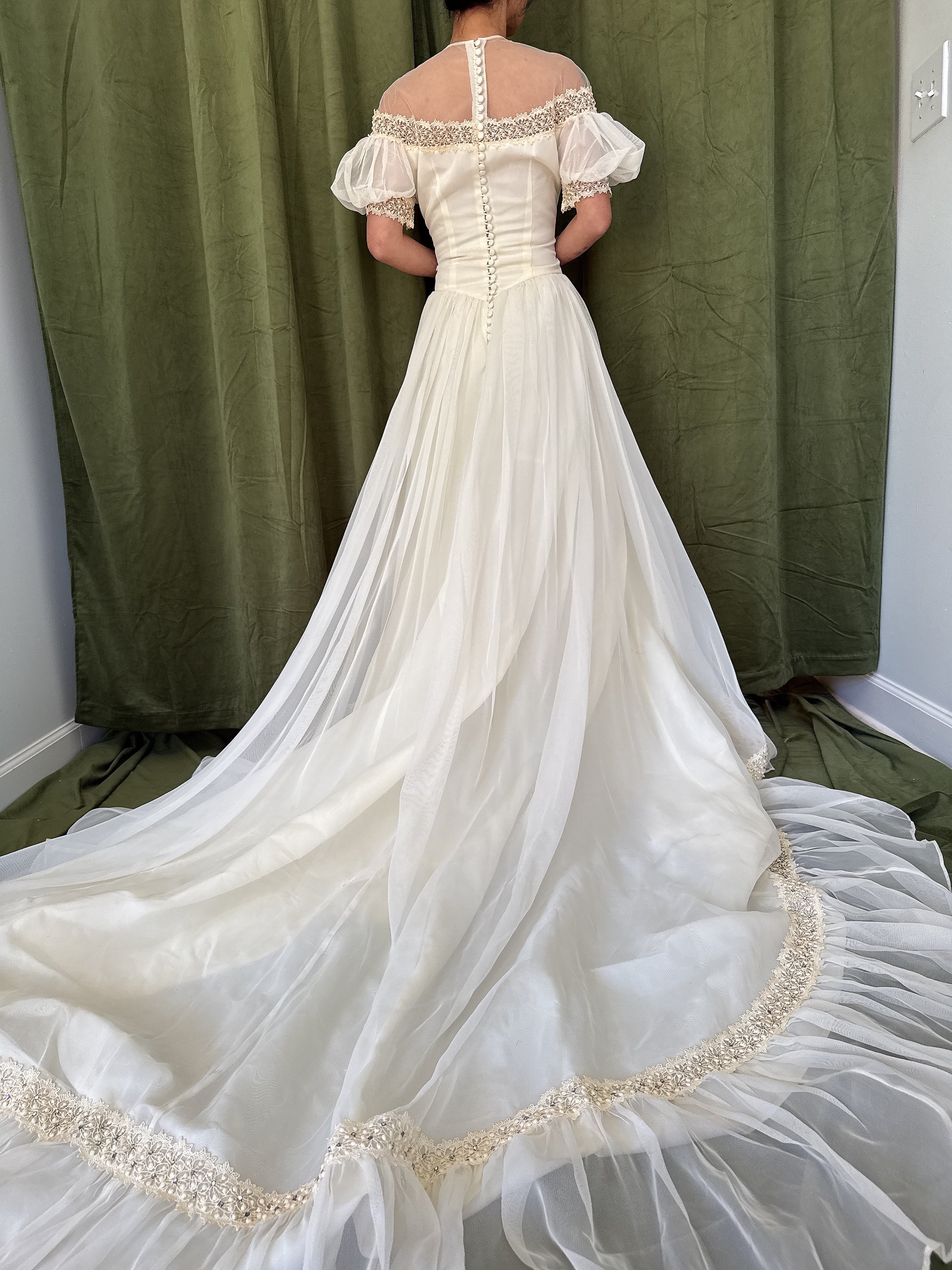 1950s Net Organza Puff Sleeve Gown - XS