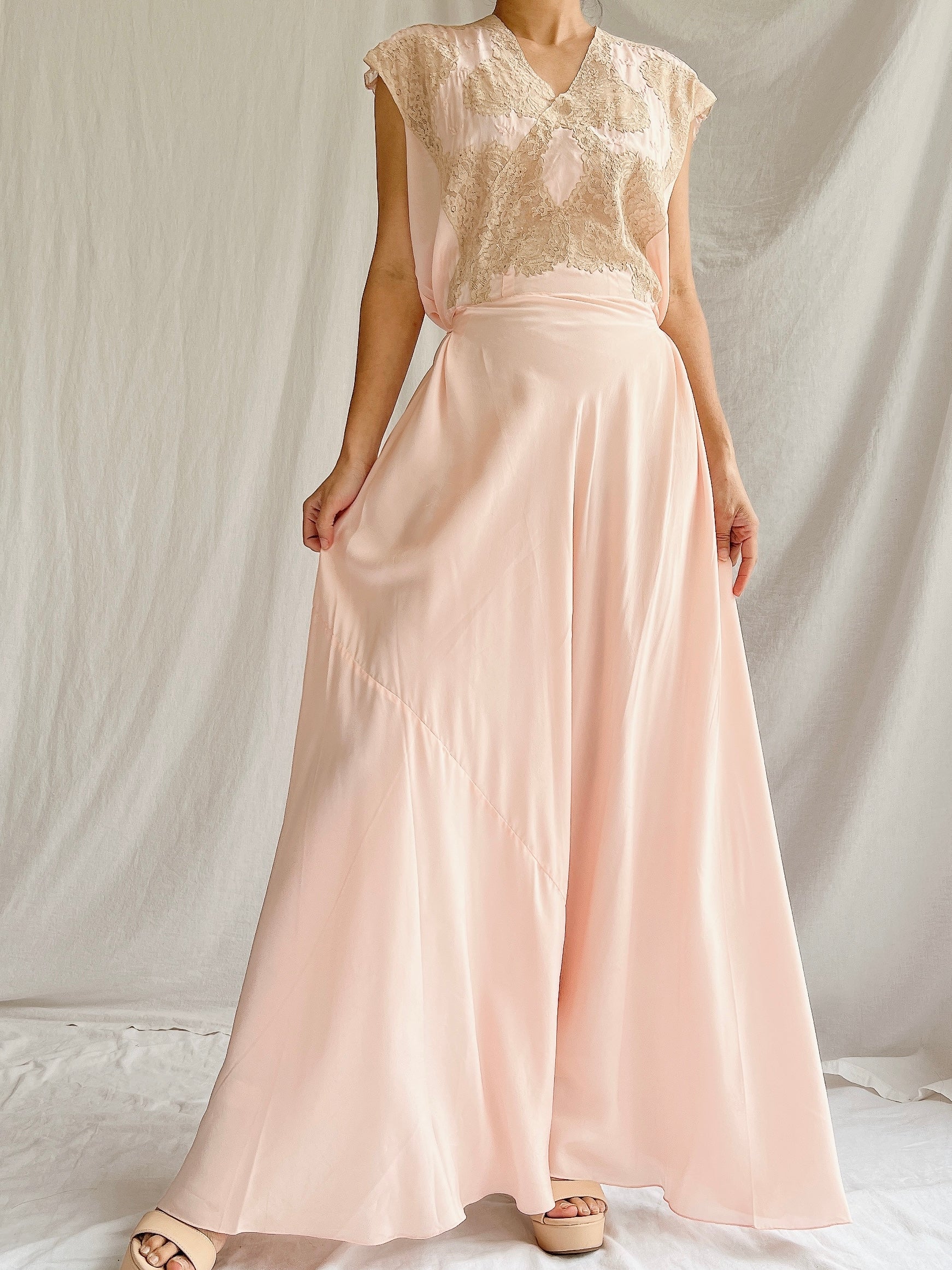 1930s Peach Silk Slip Dress - S/M
