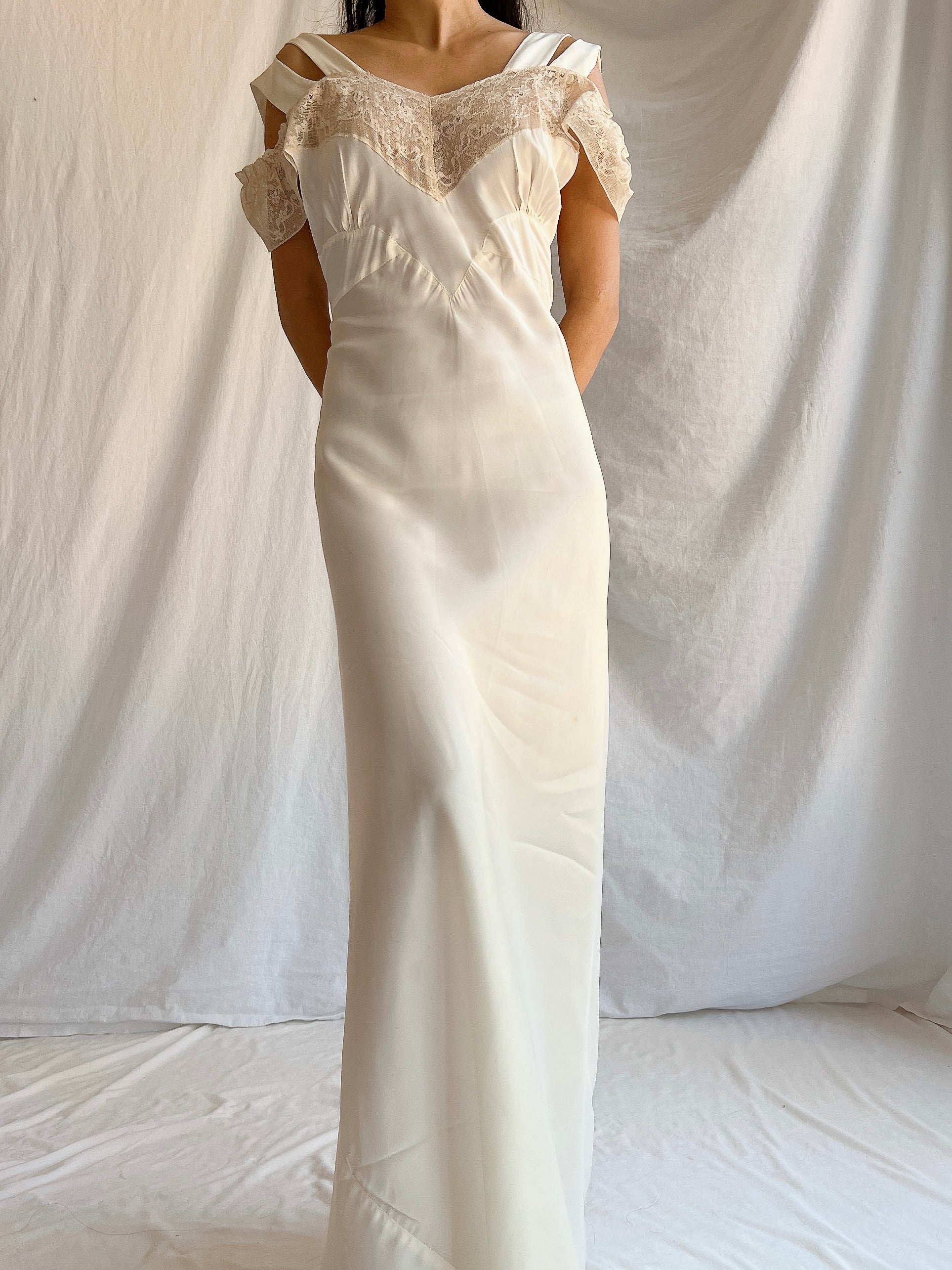 1930s Satin Cold Shoulder Slip Dress - M