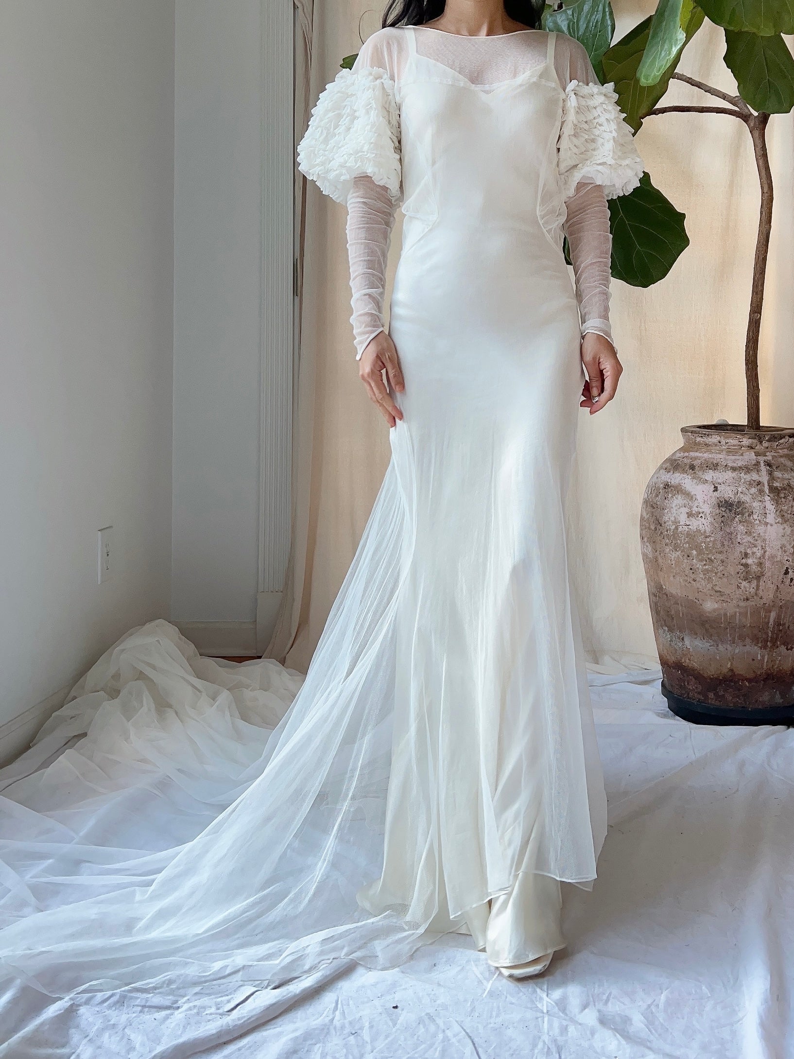 1930s Tulle Puff Sleeves Gown - XS