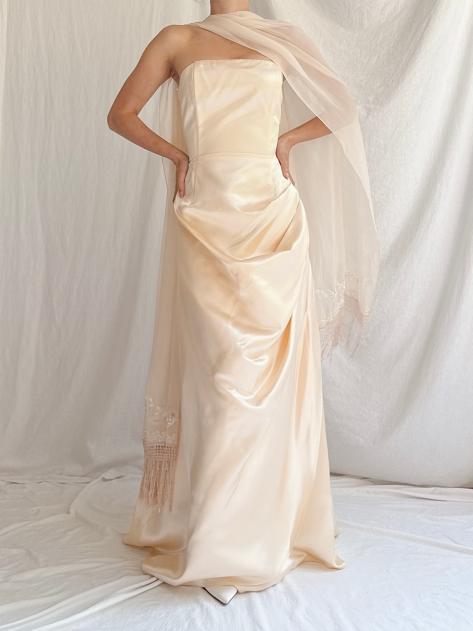 00s Jessica McClintock Butter Champagne Dress - S