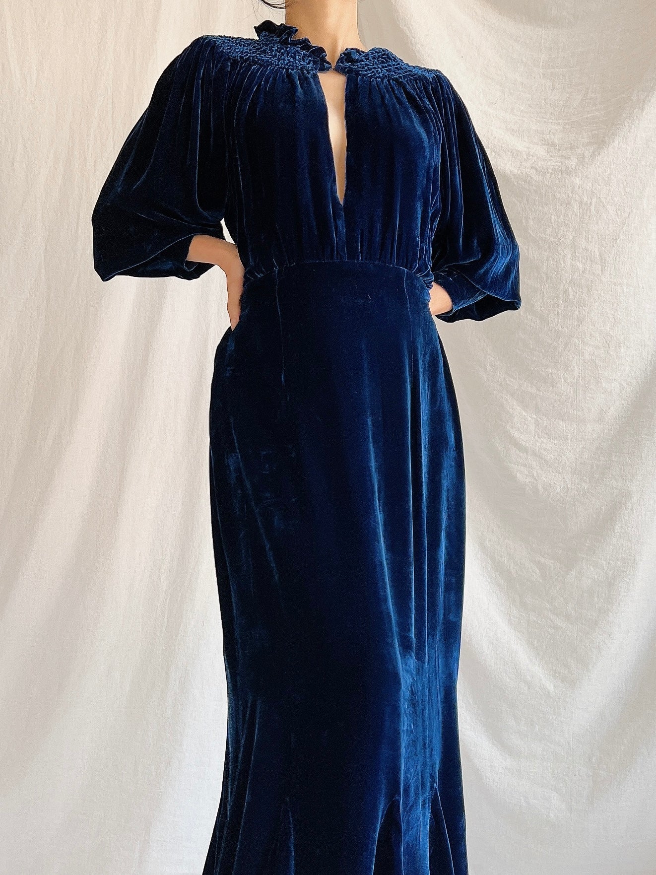 1930s Sapphire Silk Velvet Gown - M