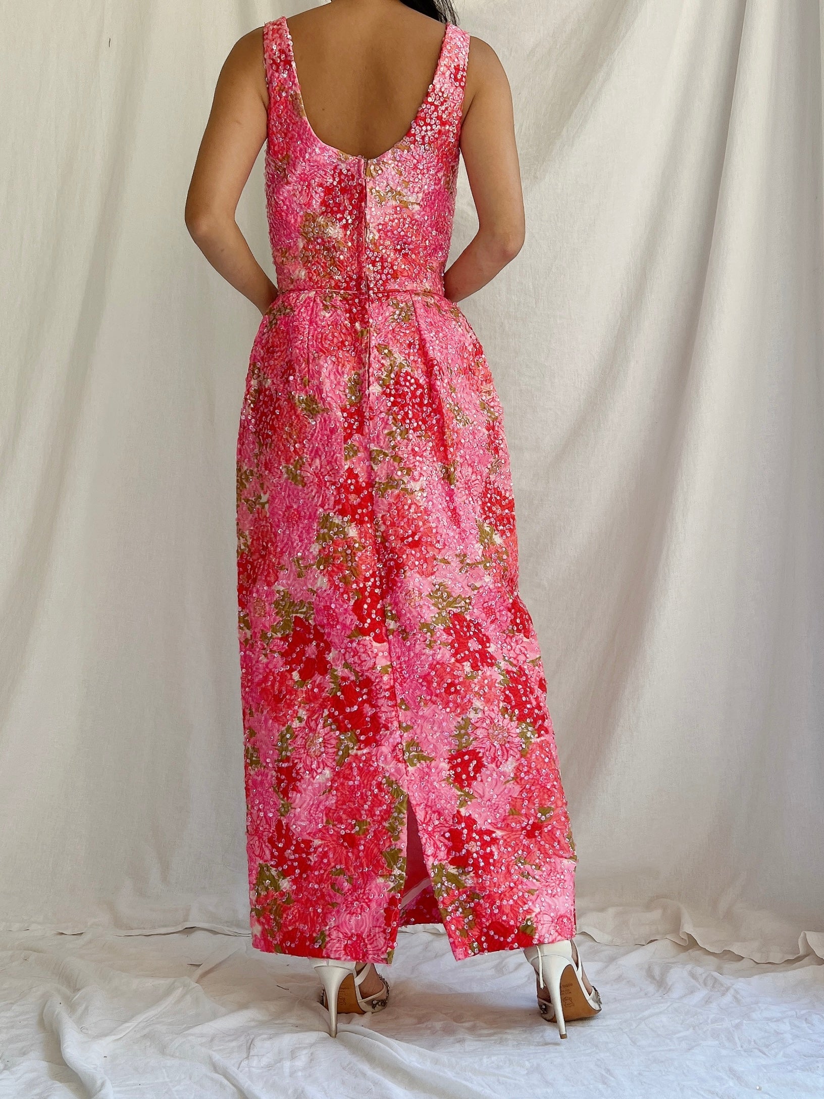 1960s Floral Sequins Wiggle Dress - M