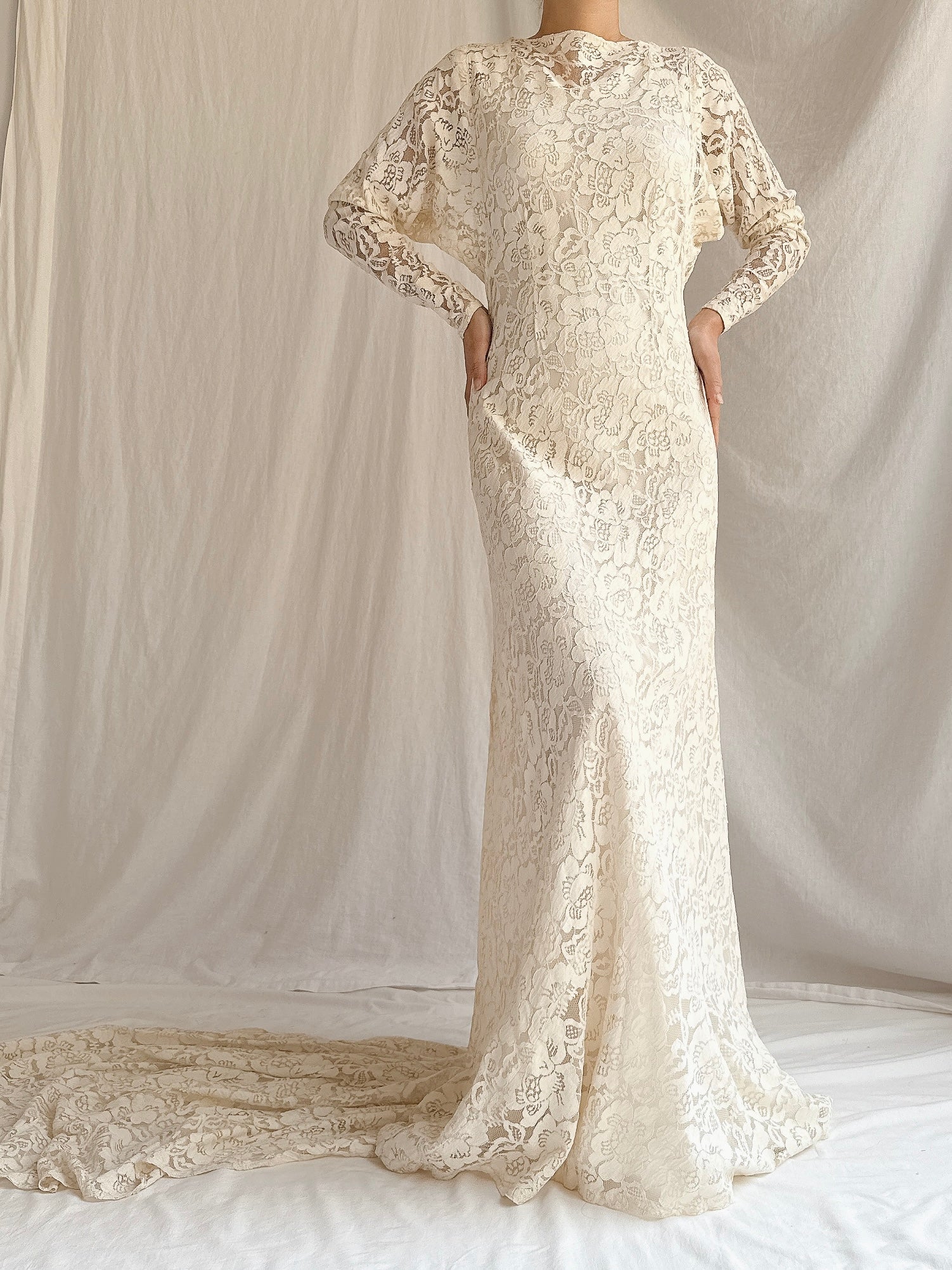 1930s Lace Long Sleeve Gown - S