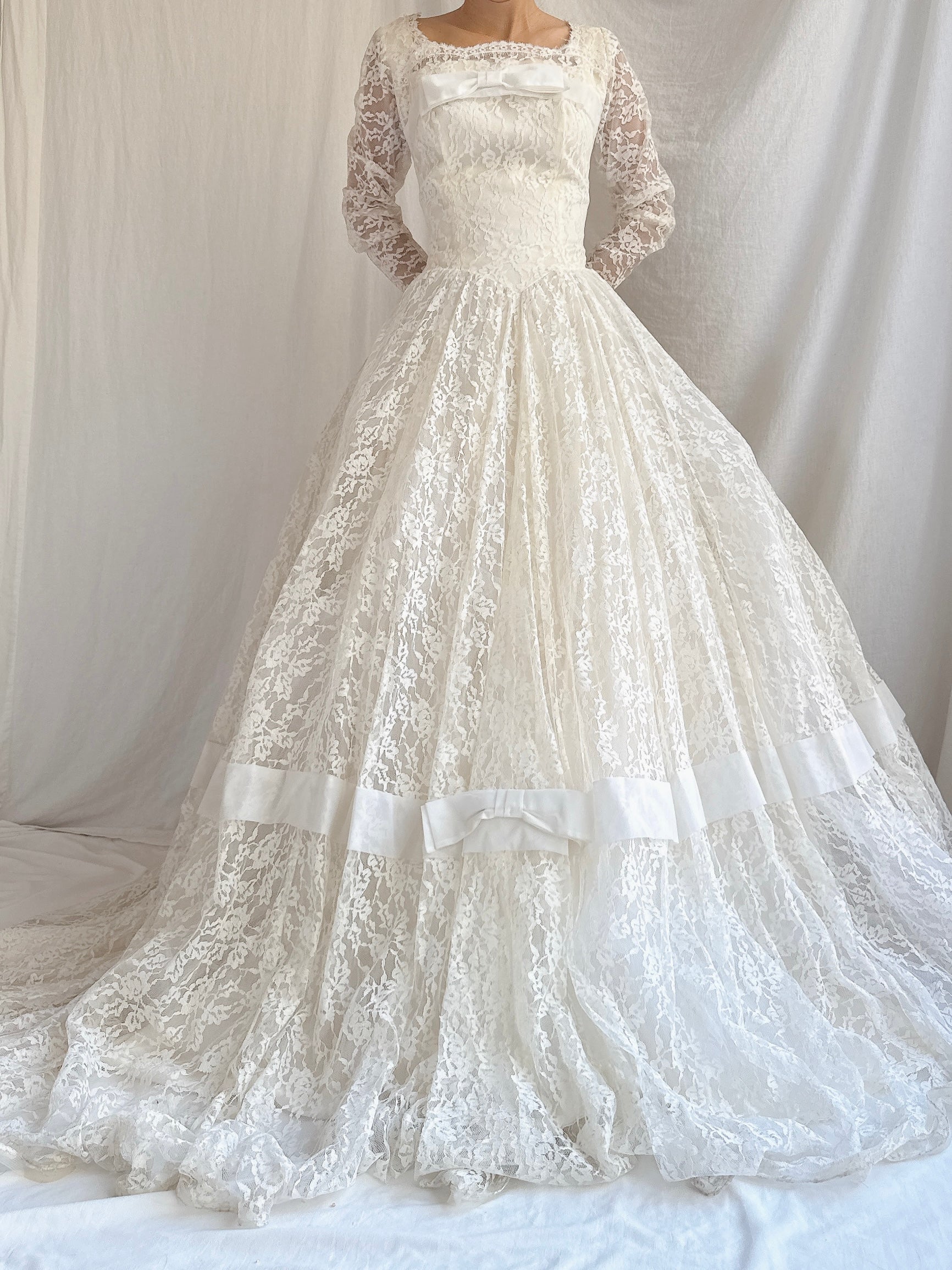 1950s Lace Long Sleeve Gown - S