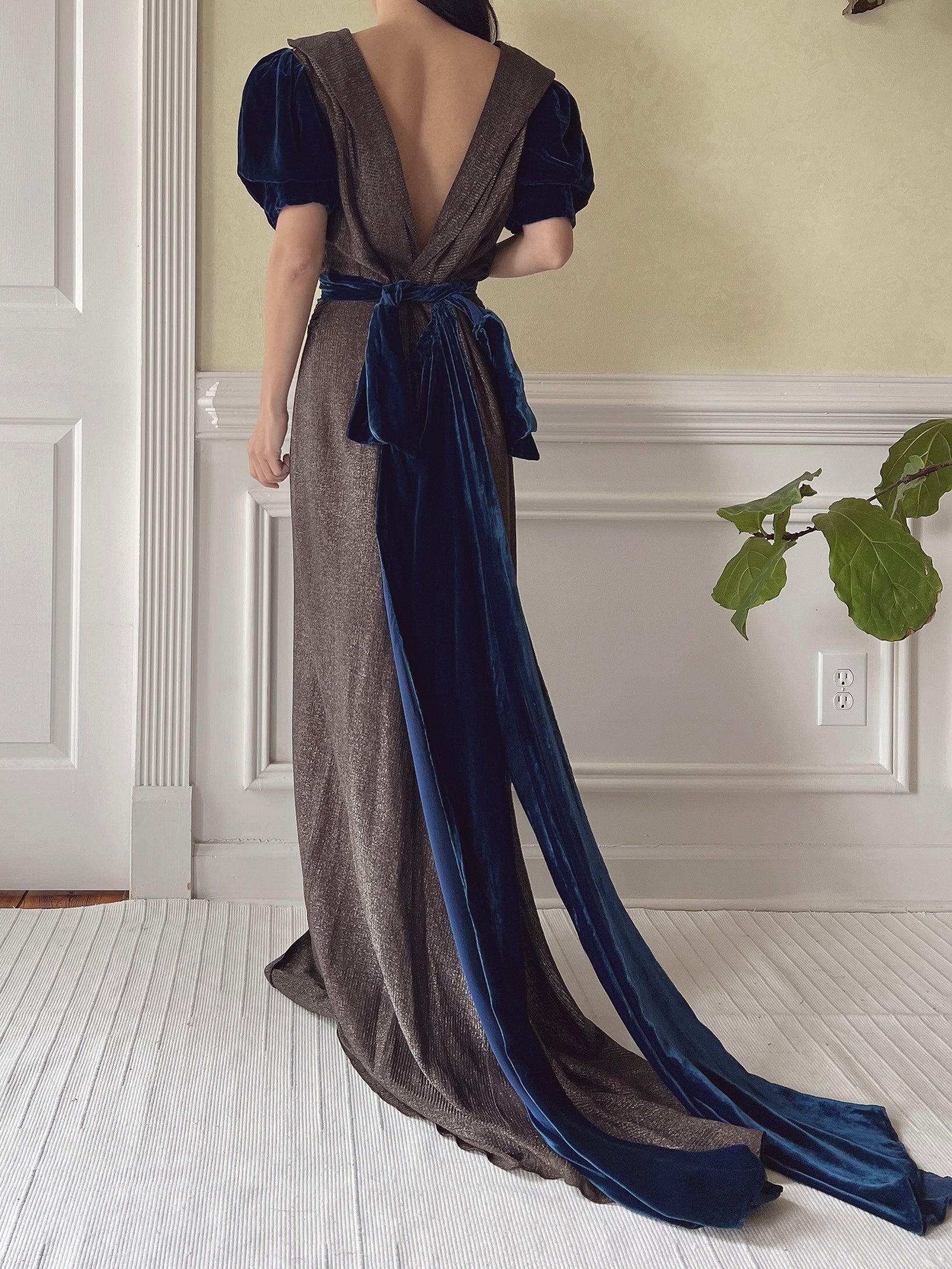 1930s Silk Velvet and Lame' Gown - M