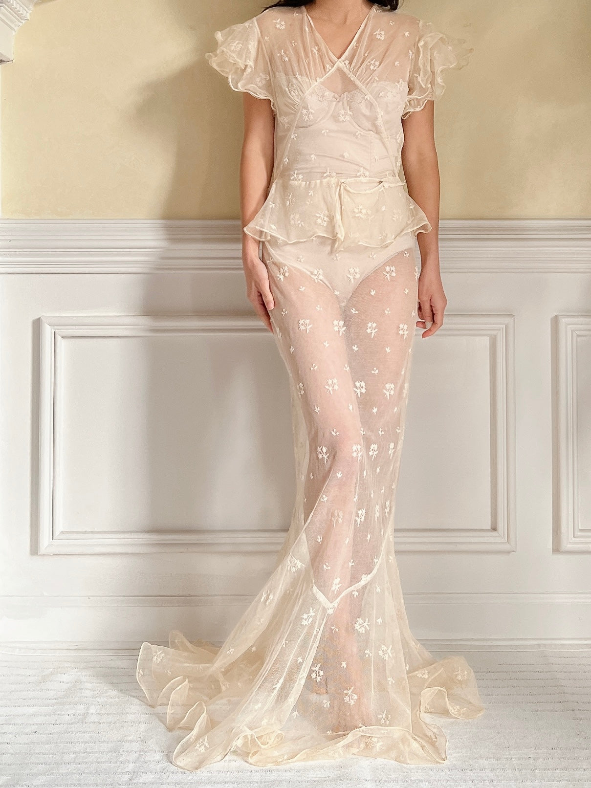 1930s Tulle Embroidered Gown - S