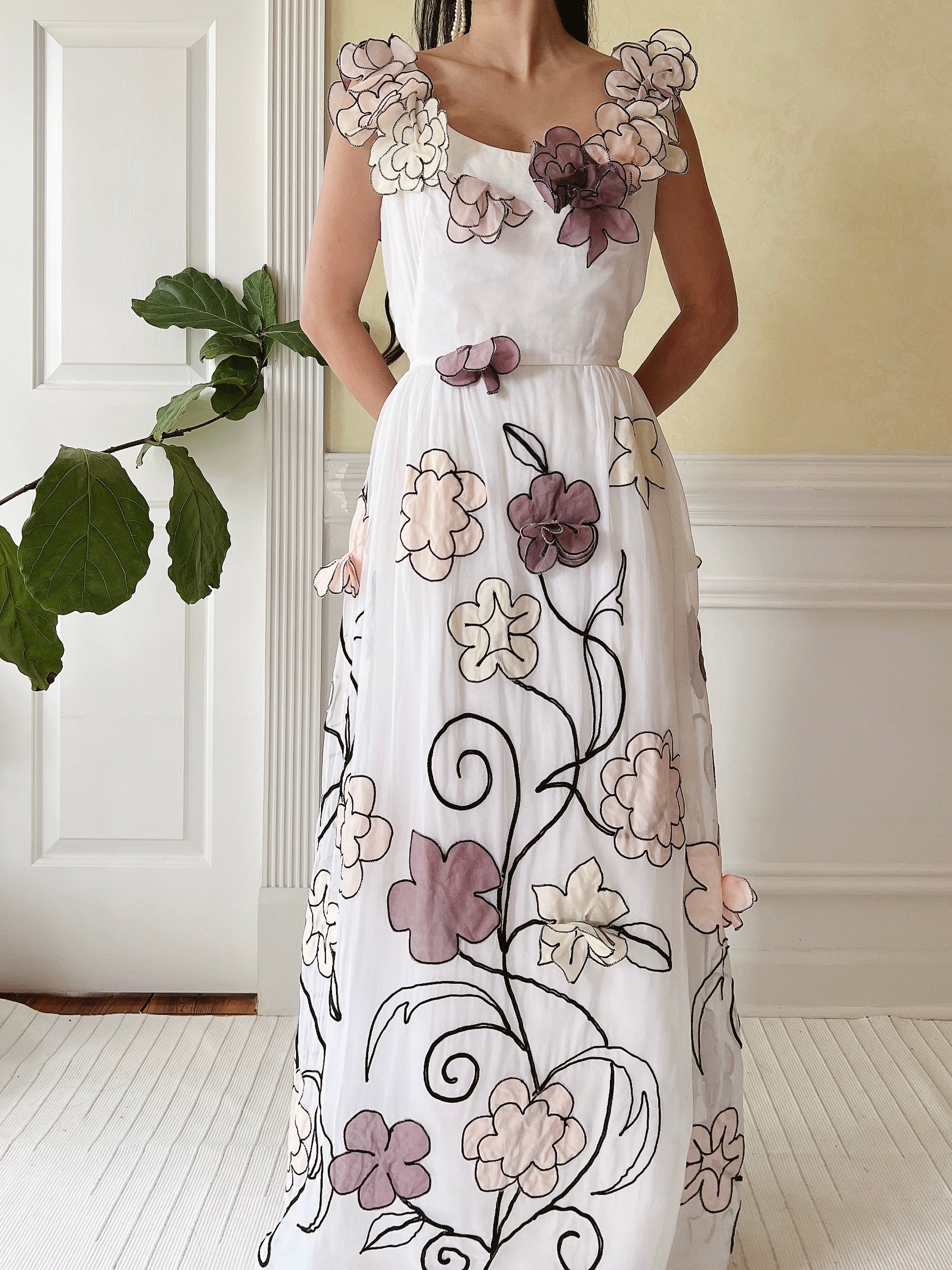 1950s Organdy Floral Appliqué Dress - M
