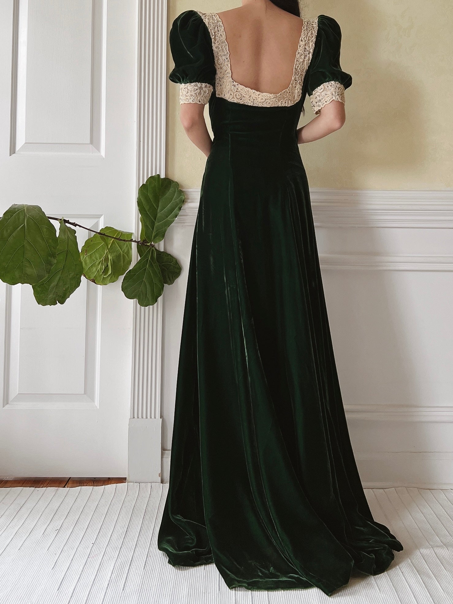 1930s Emerald Silk Velvet Gown - S
