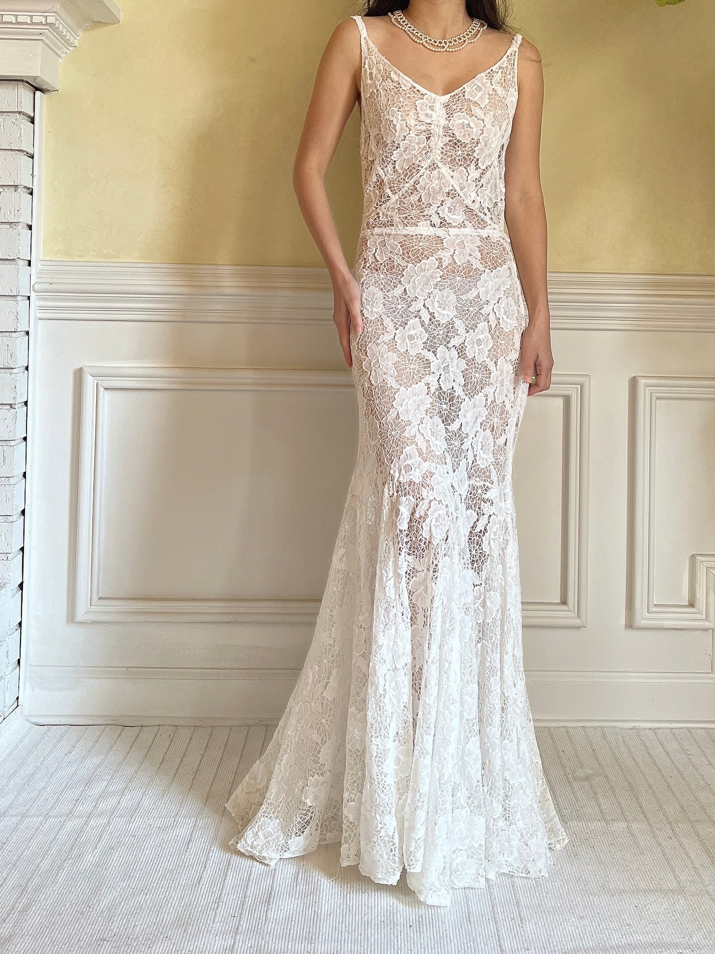 1930s Ivory Spider Lace Gown - S