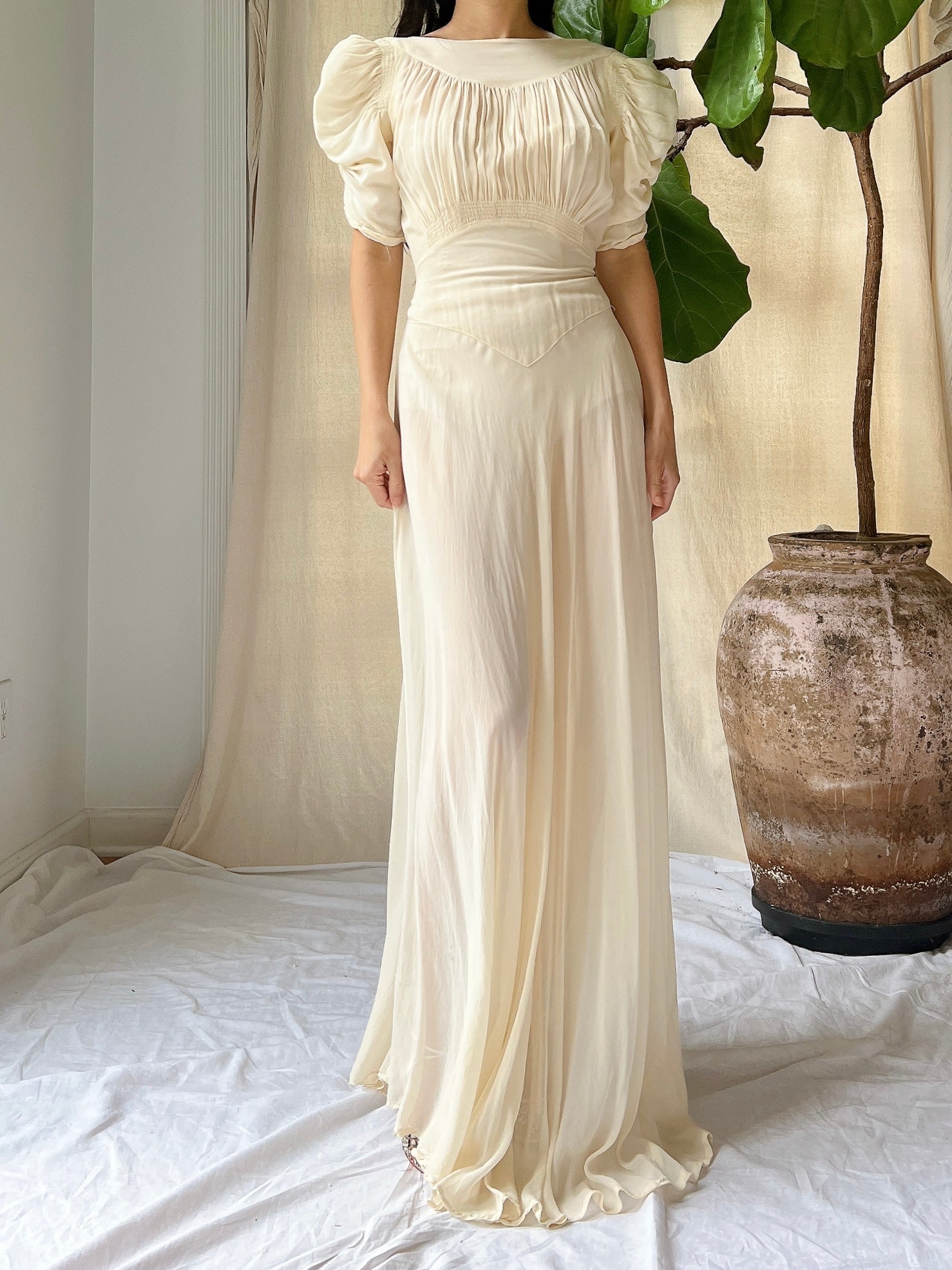 1940s Silk Chiffon Shirred Sleeves - S