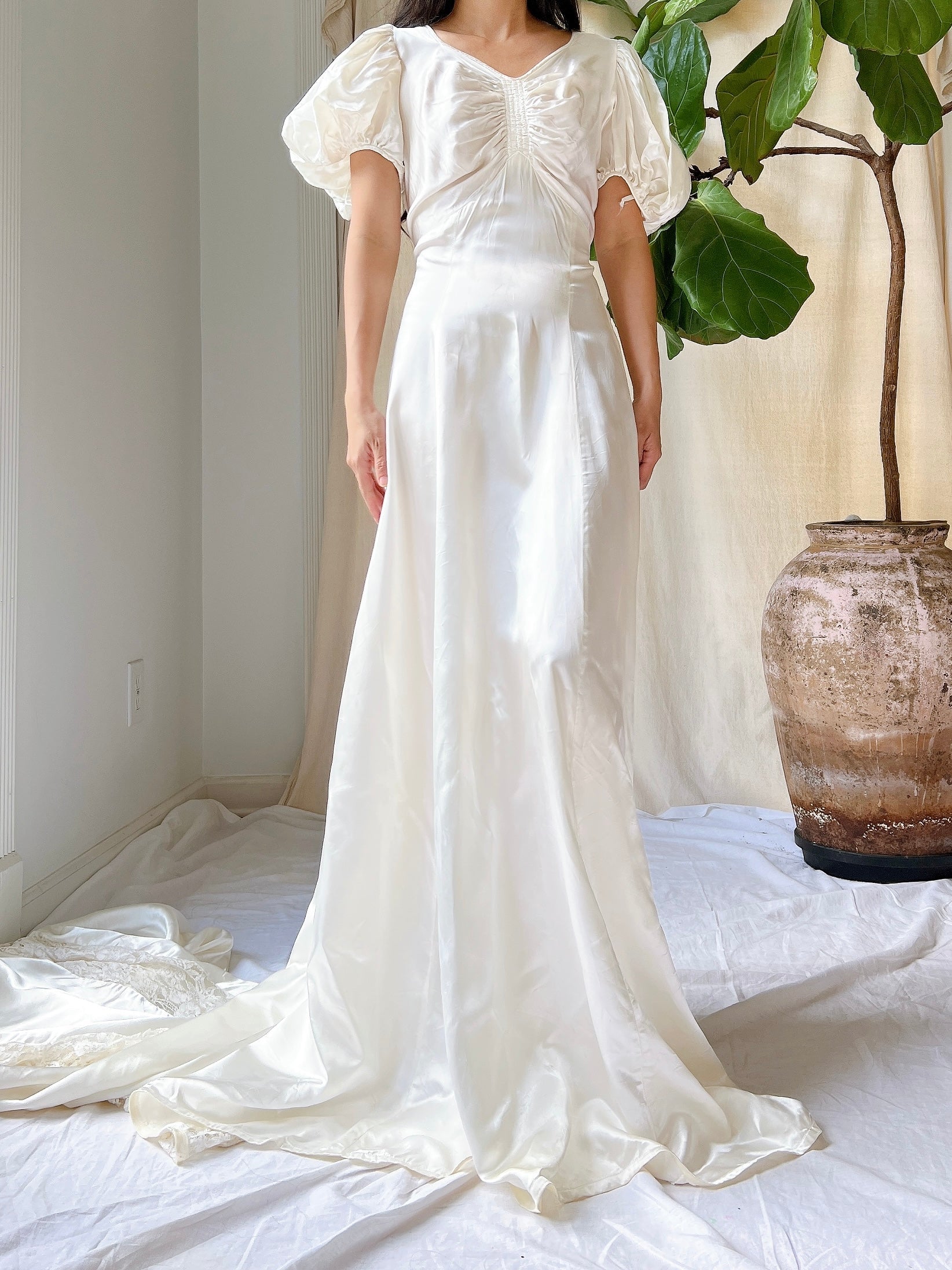 1940s Satin Puff Sleeve Gown - S