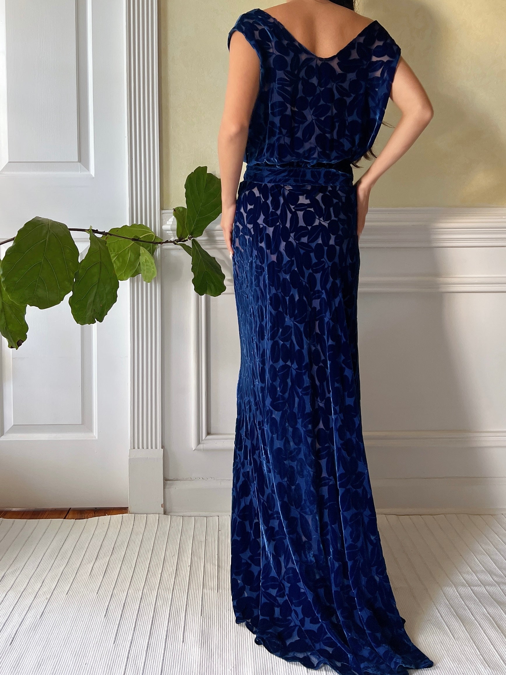 1930s Sapphire Silk Velvet Gown - S/M