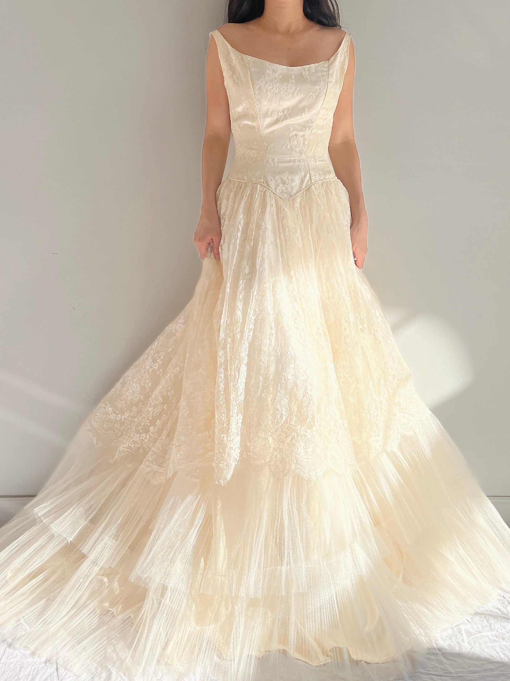 1950s Lace and Tulle Gown - XS/S
