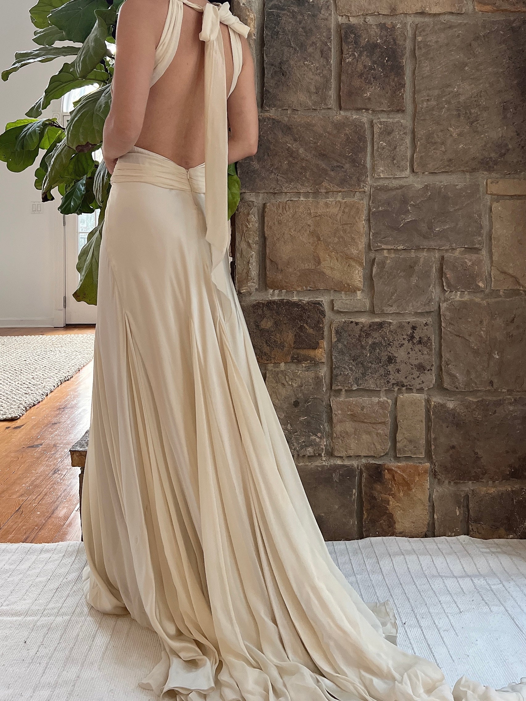 1930s-Inspired Silk Chiffon Bias Cut Gown - M/L