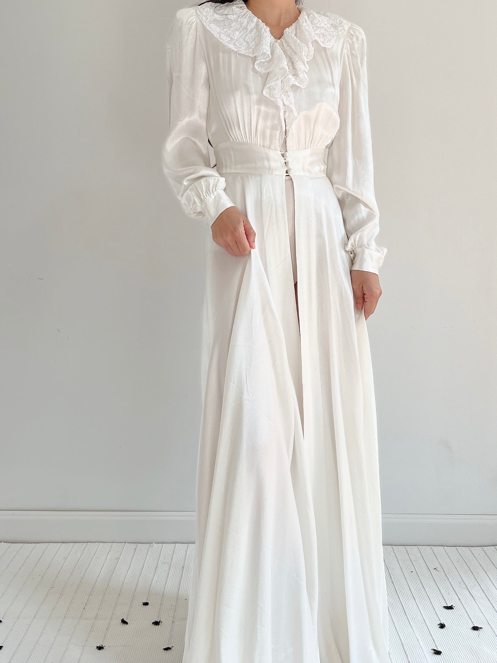 1940s Candlelight Satin Dressing Gown - XS