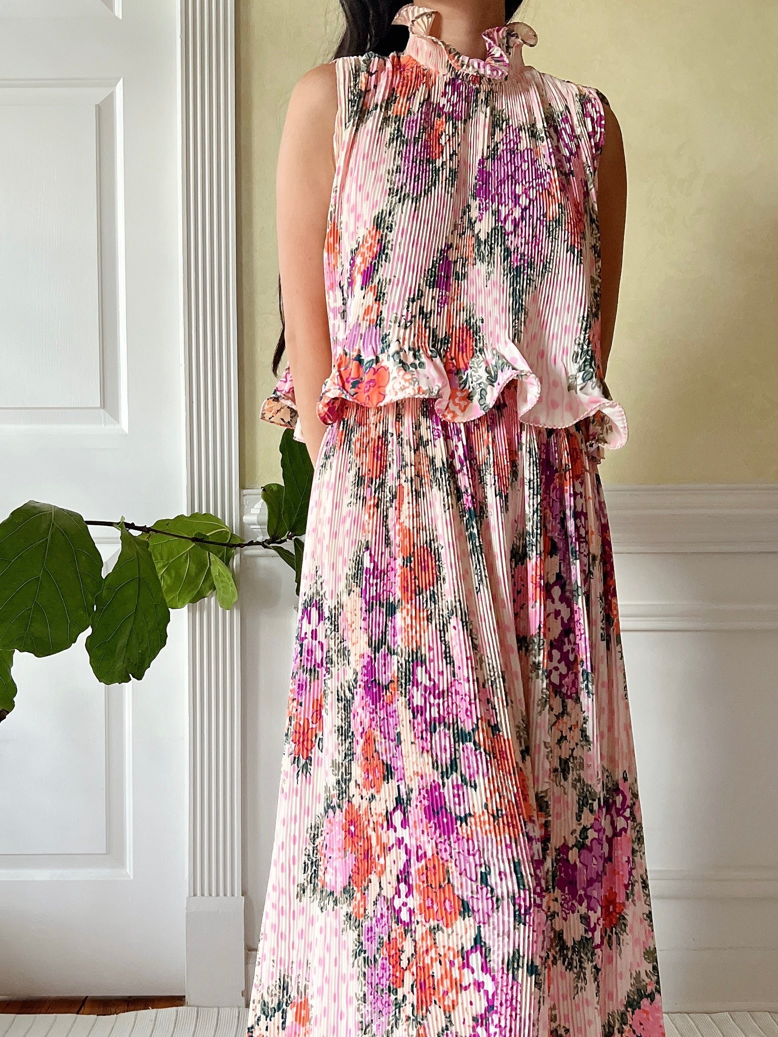 1960s 2-Piece Mushroom Pleated Ensemble - XS