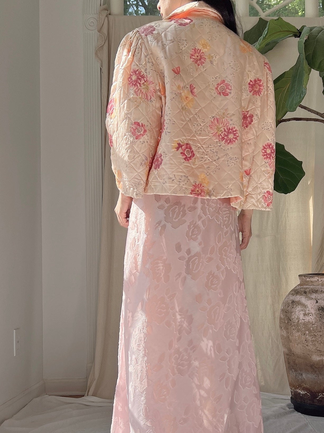 1930s Floral Satin Quilted Jacket - S/M