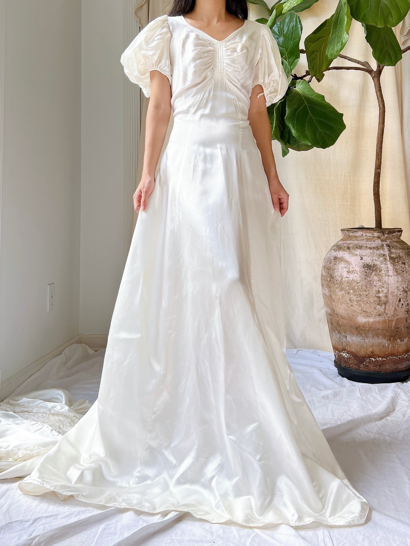 1940s Satin Puff Sleeve Gown - S