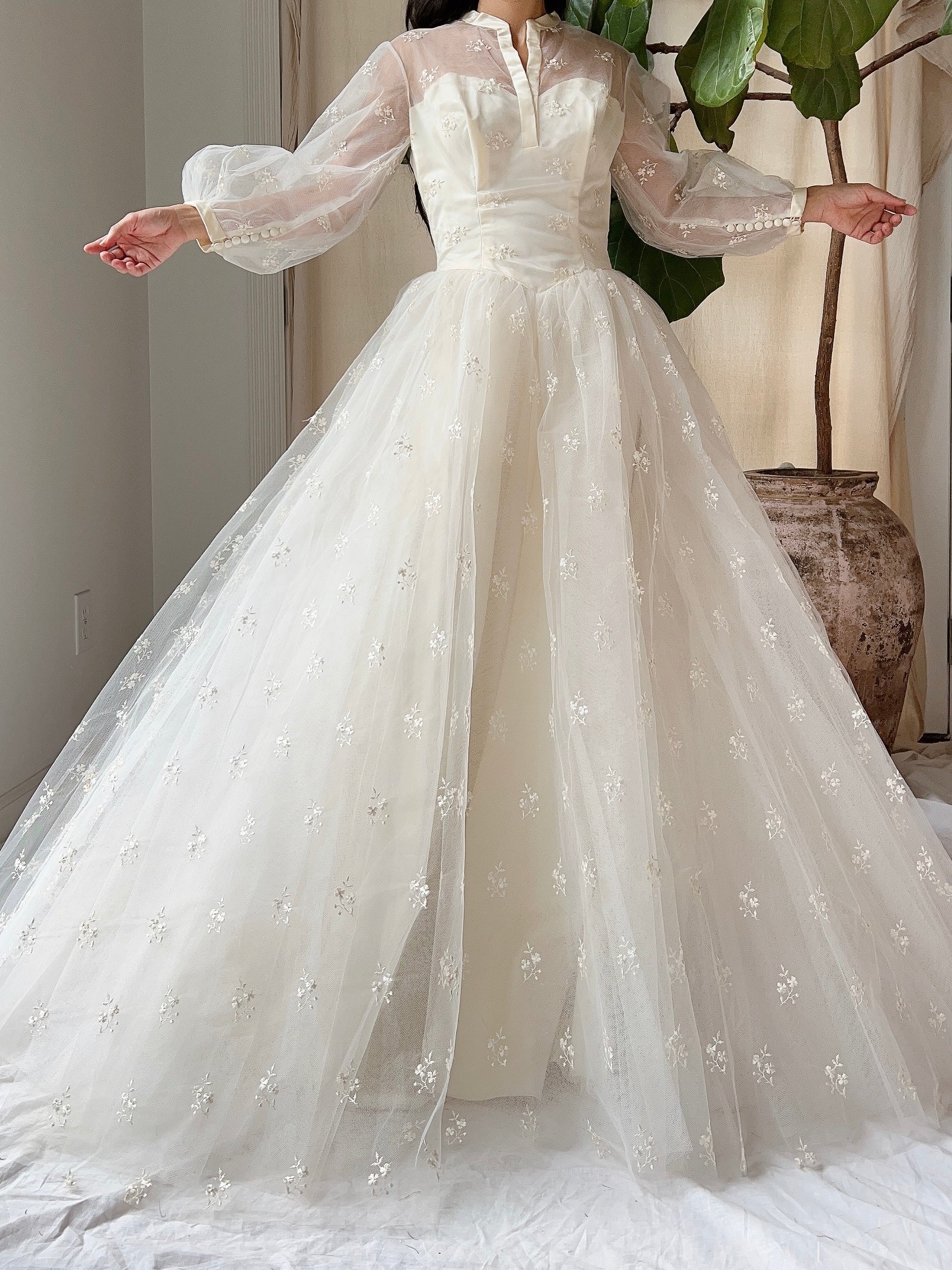 1950s Tulle Puff Sleeve Embroidered Dress - XS