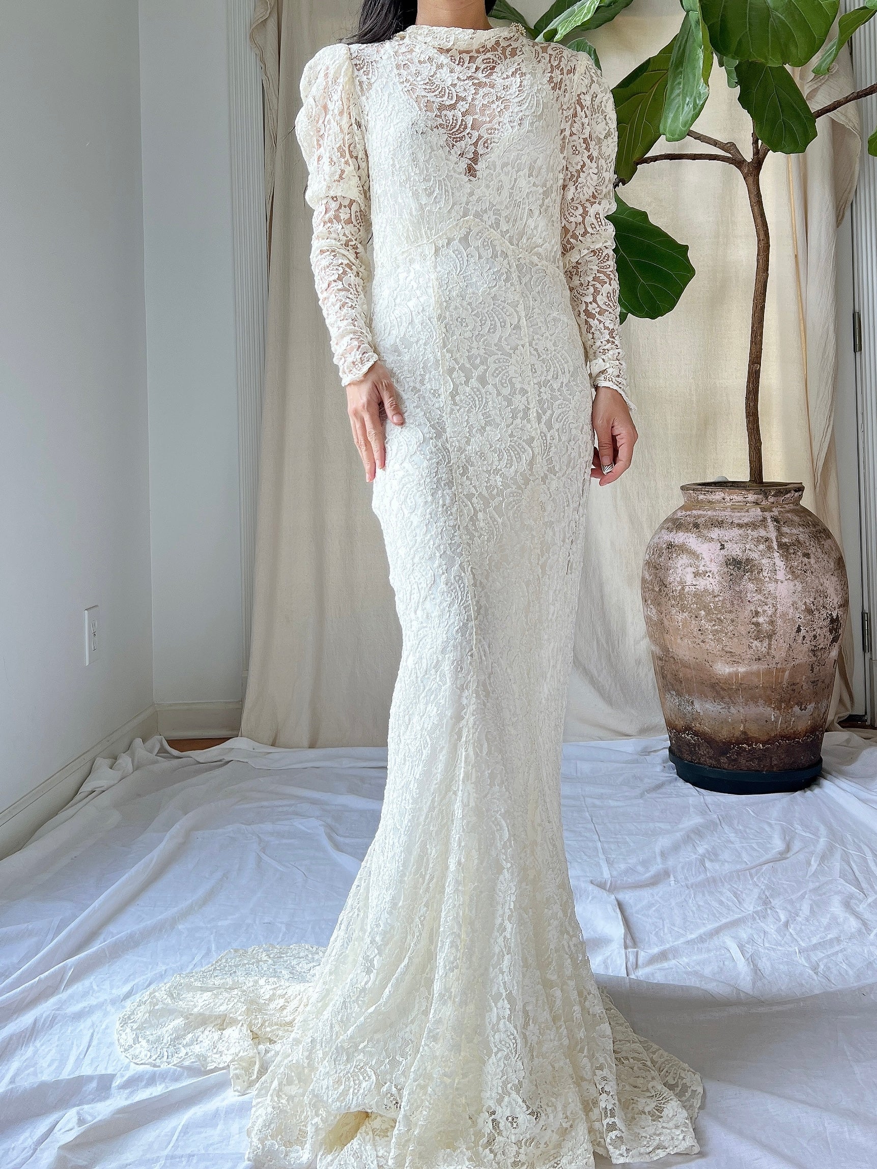 1930s Lace Long Sleeve Gown - XXS