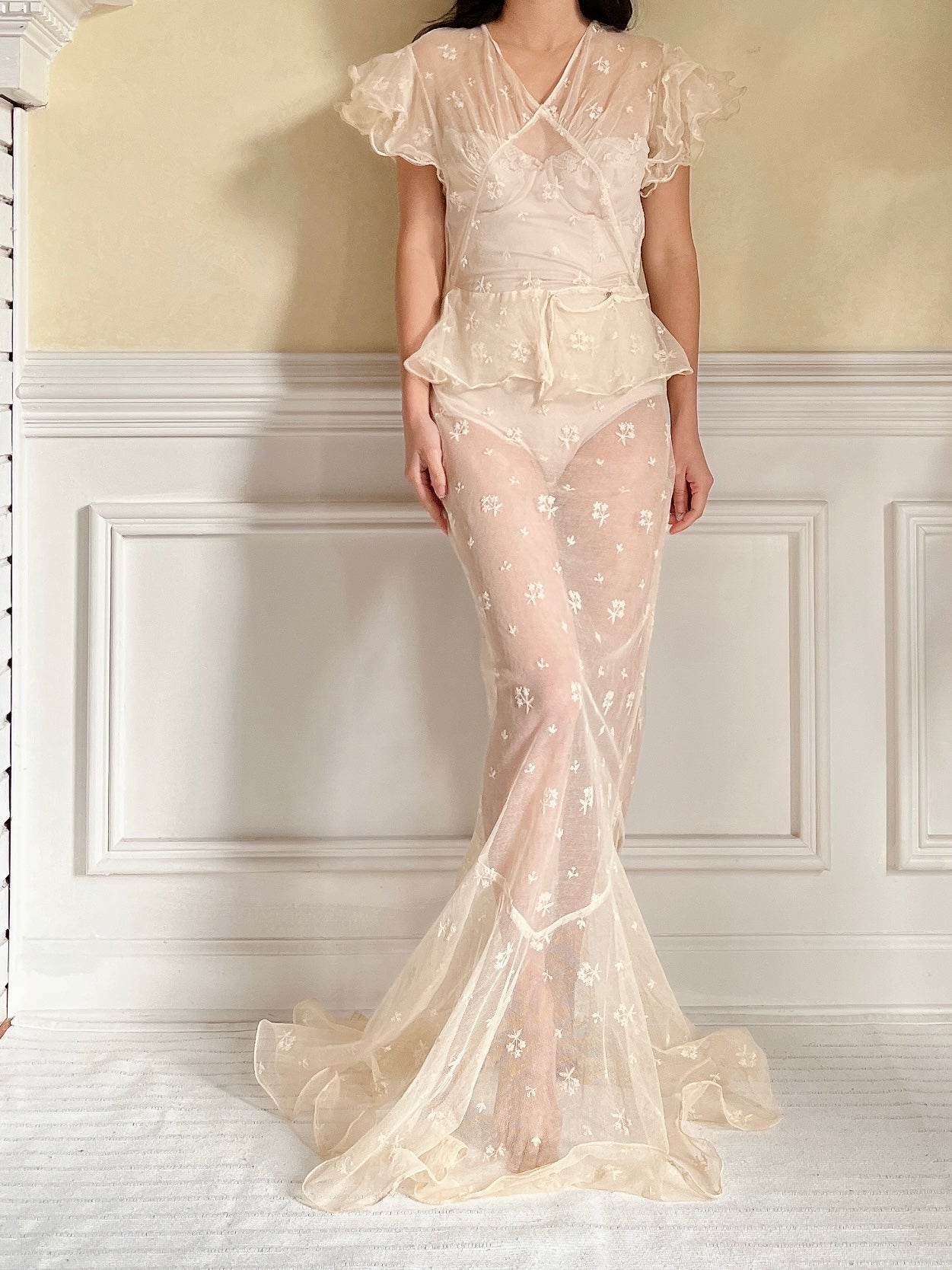 1930s Tulle Embroidered Gown - S