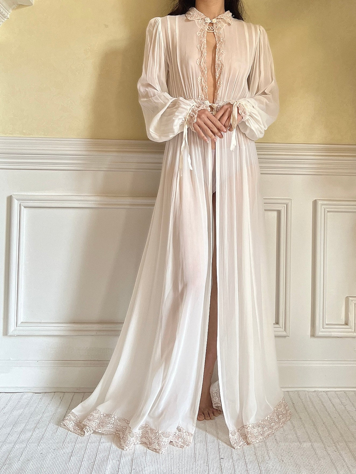 1930s Poet Sleeve Dressing Gown - XS